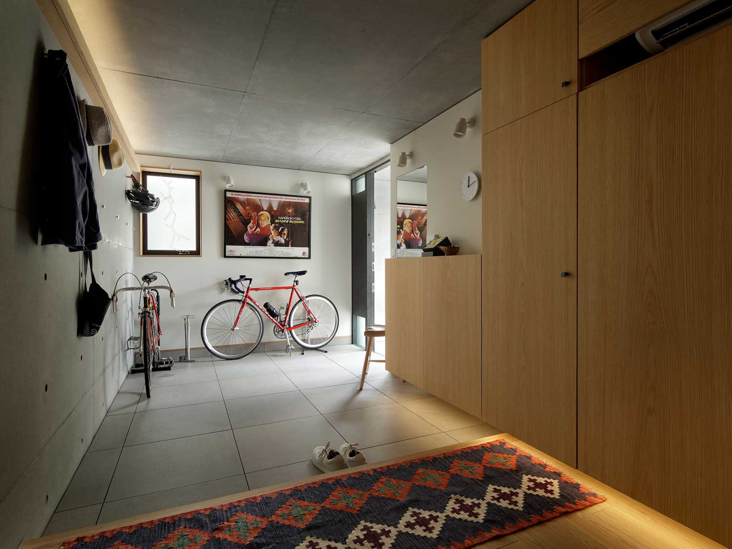 Three-story house in Meguro, Tokyo, JP / Moriyoshi Naotake Atelier