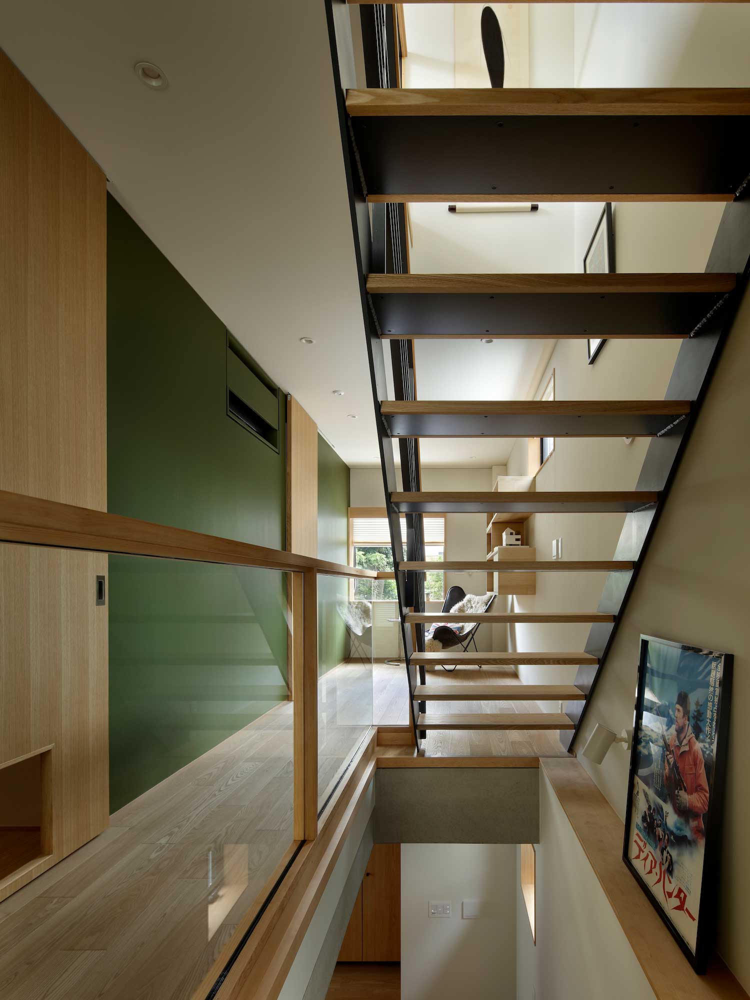 Three-story house in Meguro, Tokyo, JP / Moriyoshi Naotake Atelier