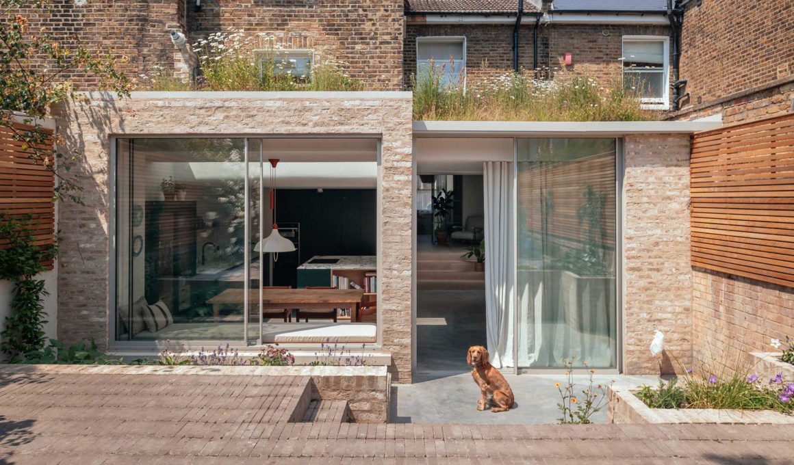 Poet’s Corner House, London, UK / Oliver Leech Architects