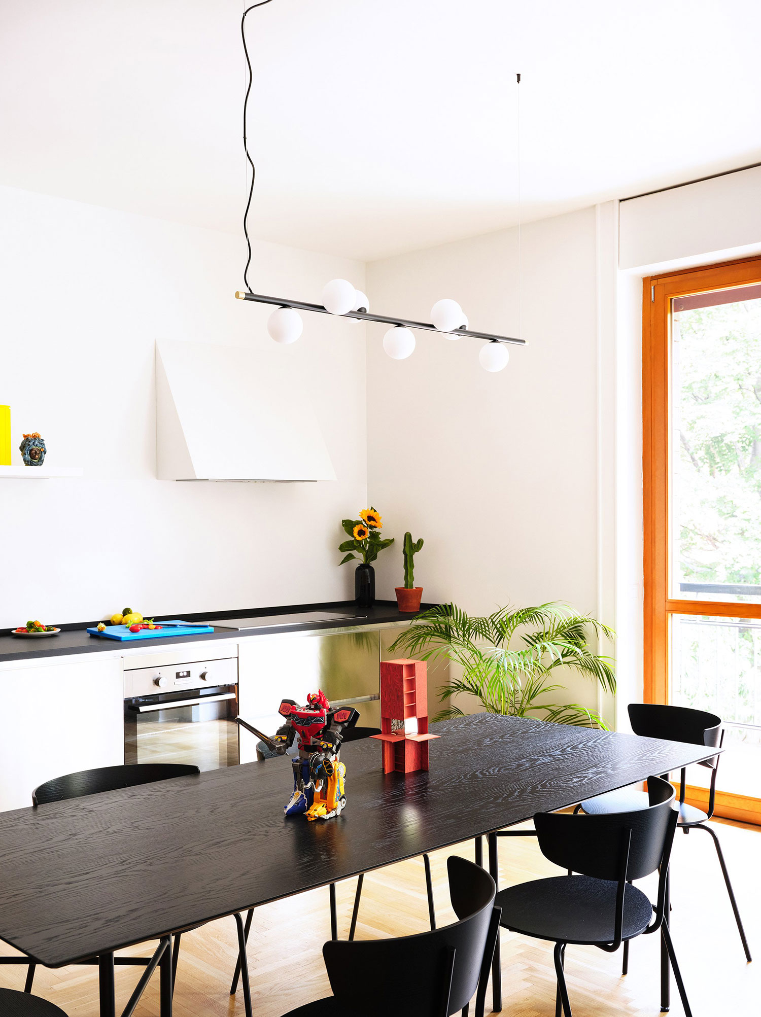 A House of Crimson Flames, Milan, IT / ATOMAA