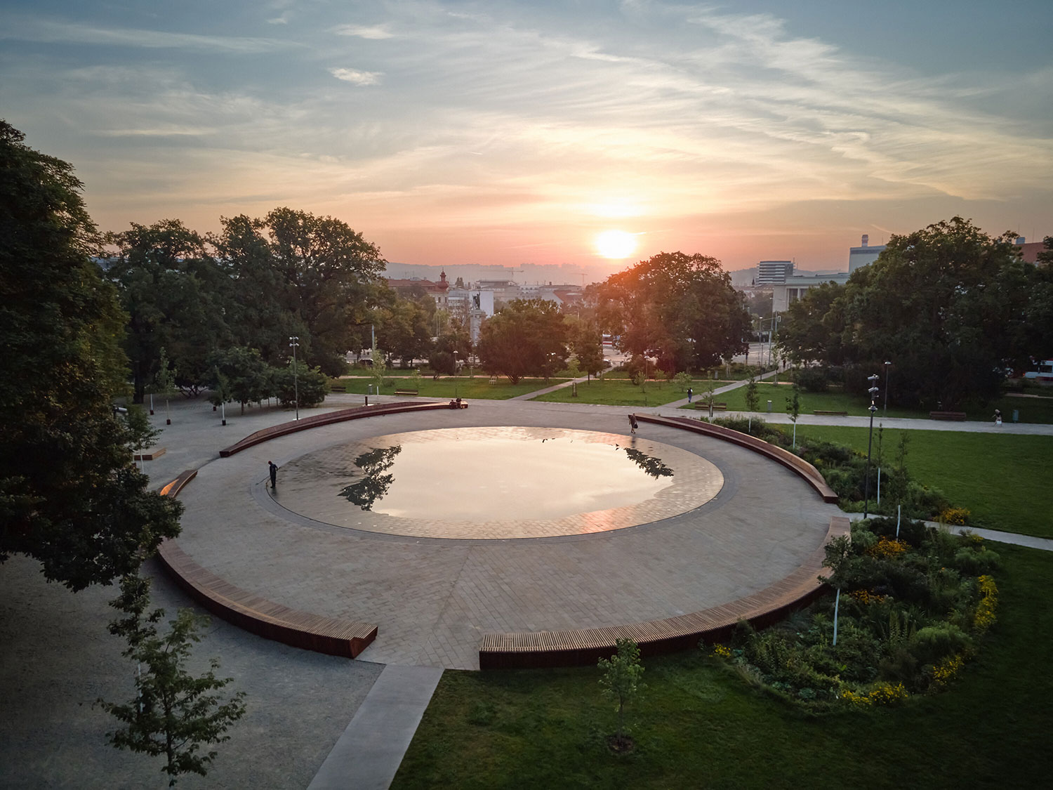 The Moravian Square Park, Brno, DE / Consequence forma architects