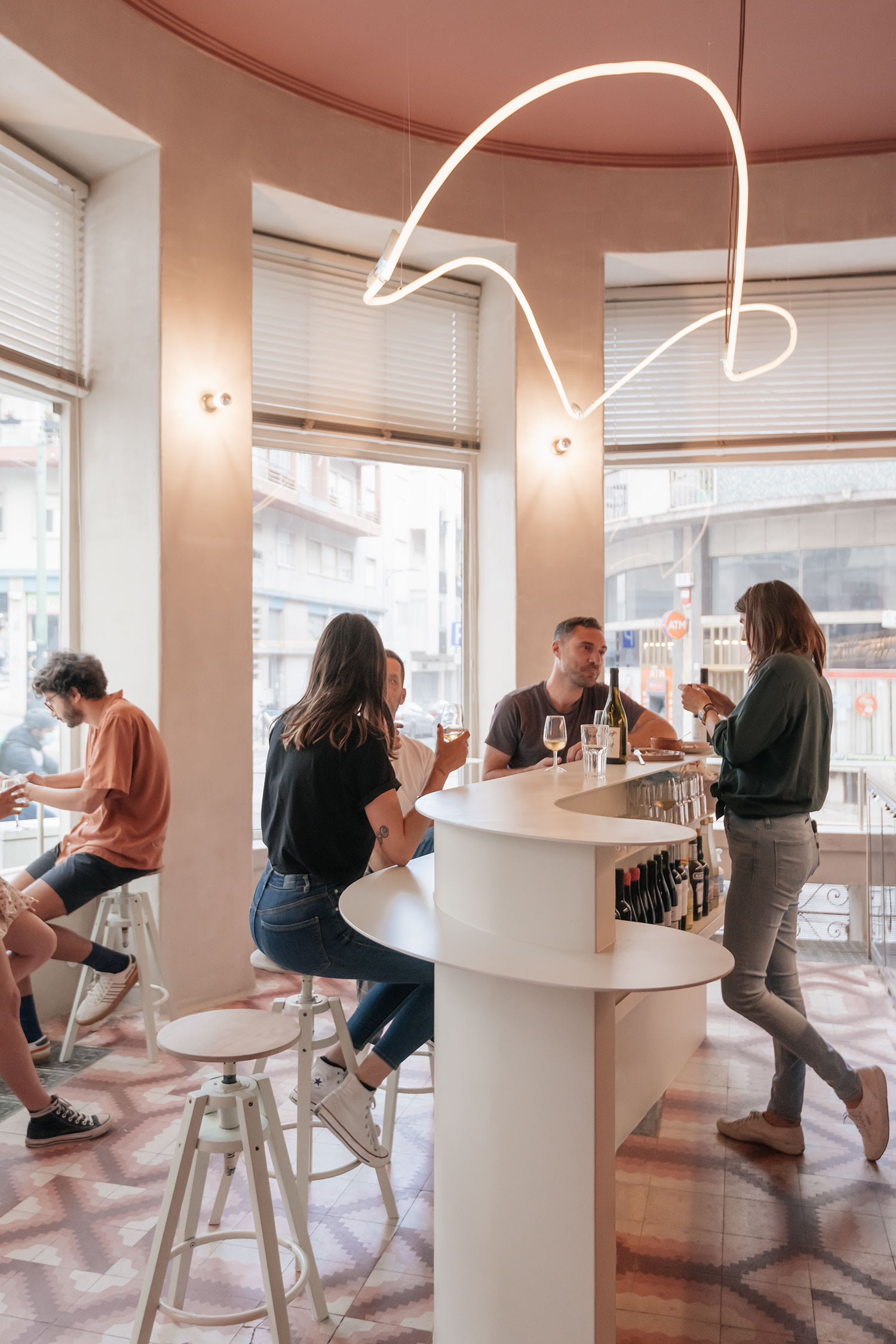 O PIF Wine Bar, Lisbon, PT / Maxime Mangold