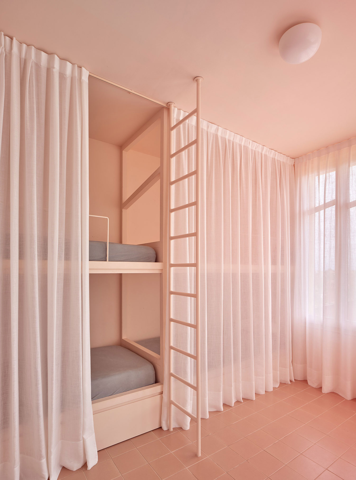 Two Families House, Barcelona, ES / Adrià Escolano + David Steegmann