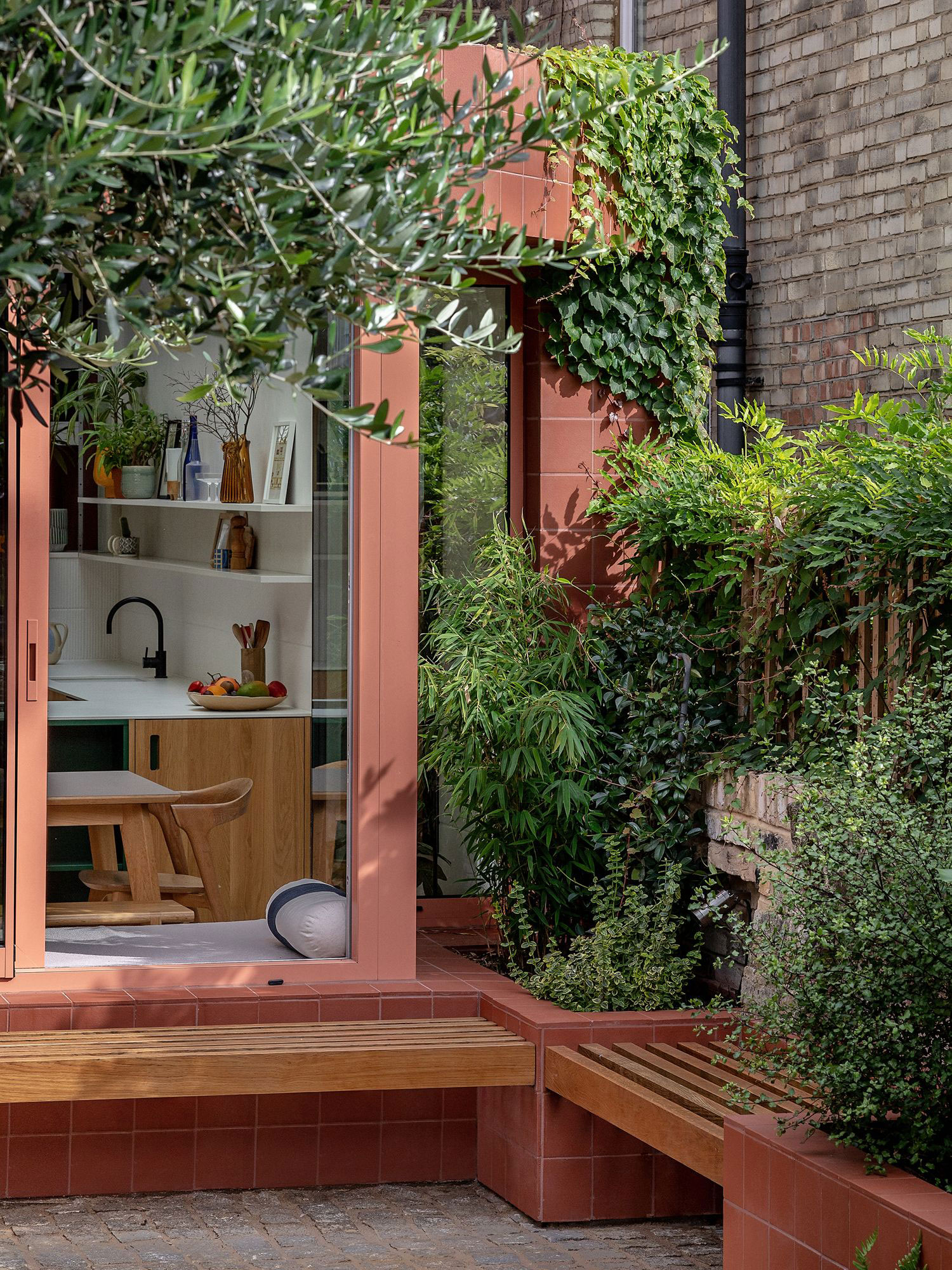 Aden Grove, London, UK / Emil Eve Architects 