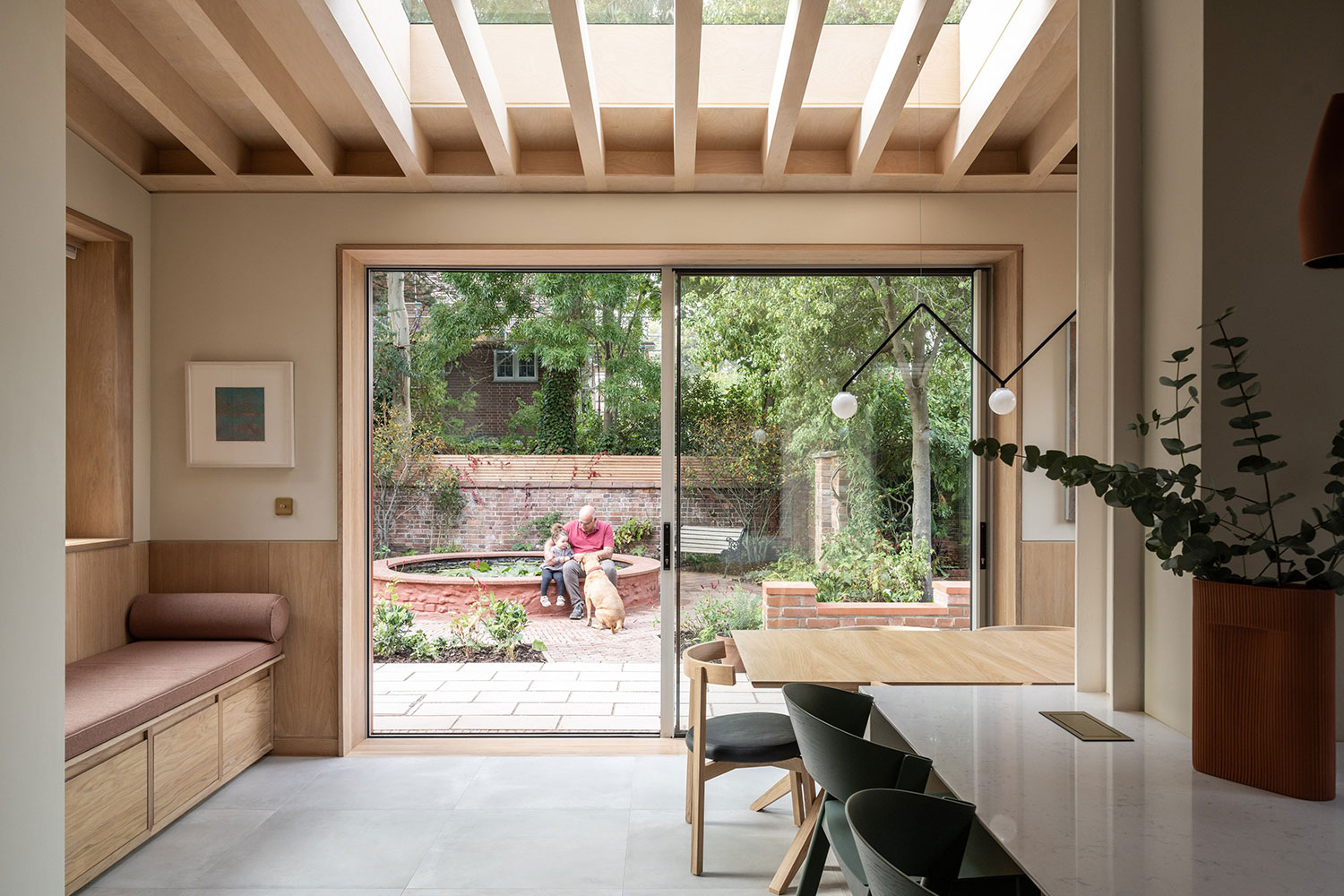 Cast Corbel House, Norwich, UK / Grafted