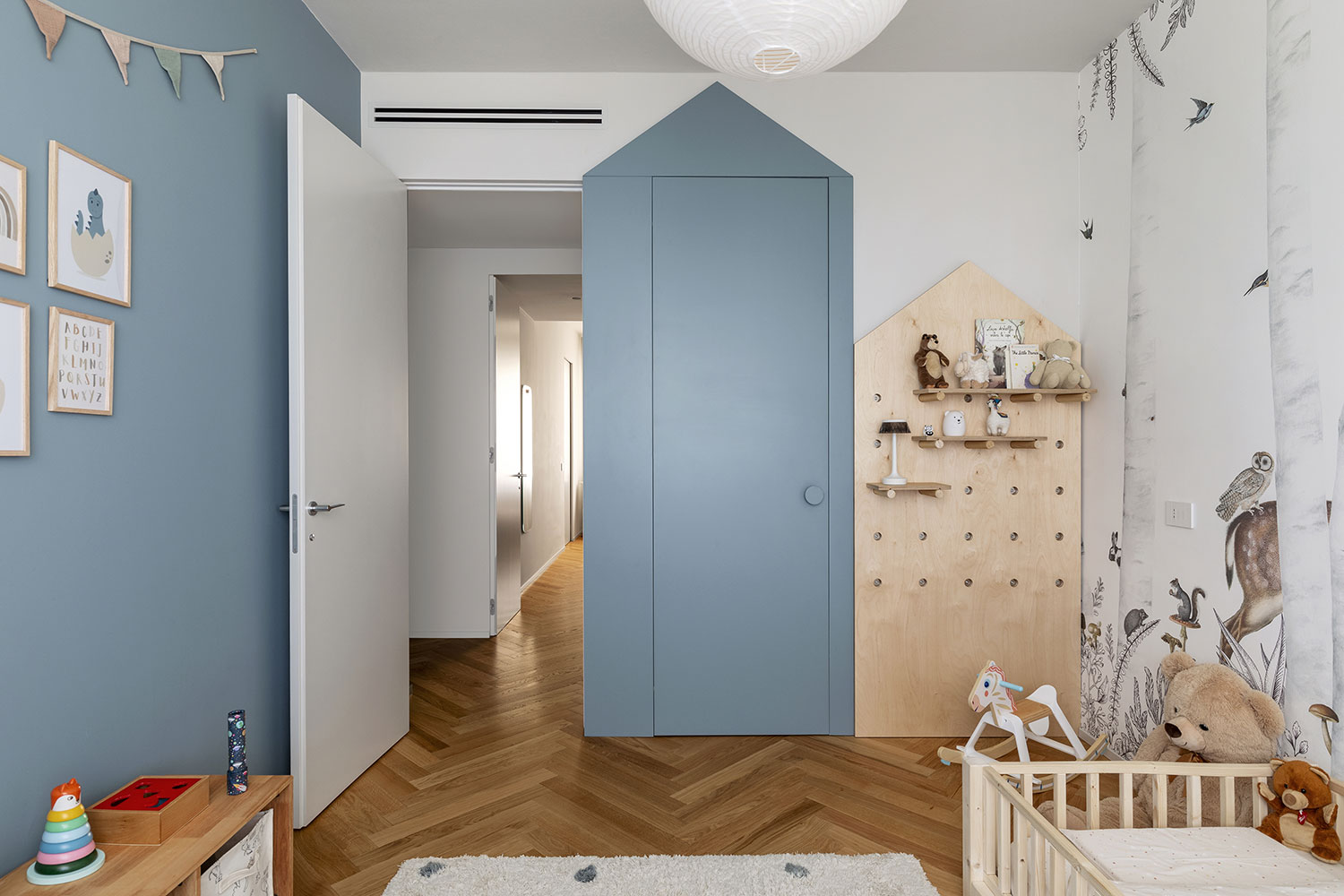 Gran Sasso Apartment Renovation, Milan, IT / Lascia la Scia