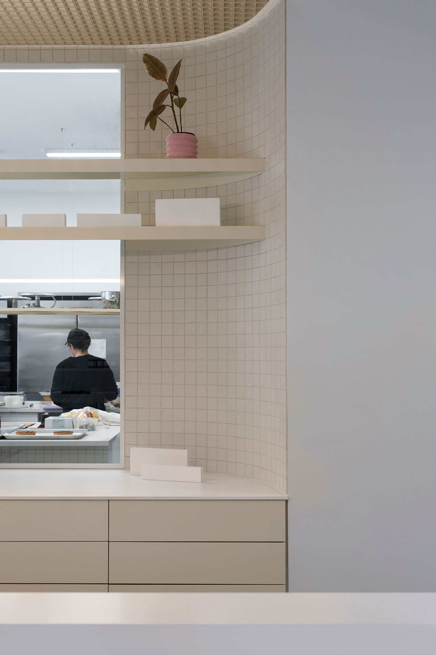 Lecavalier Petrone, Montreal, CA / Dupont Blouin