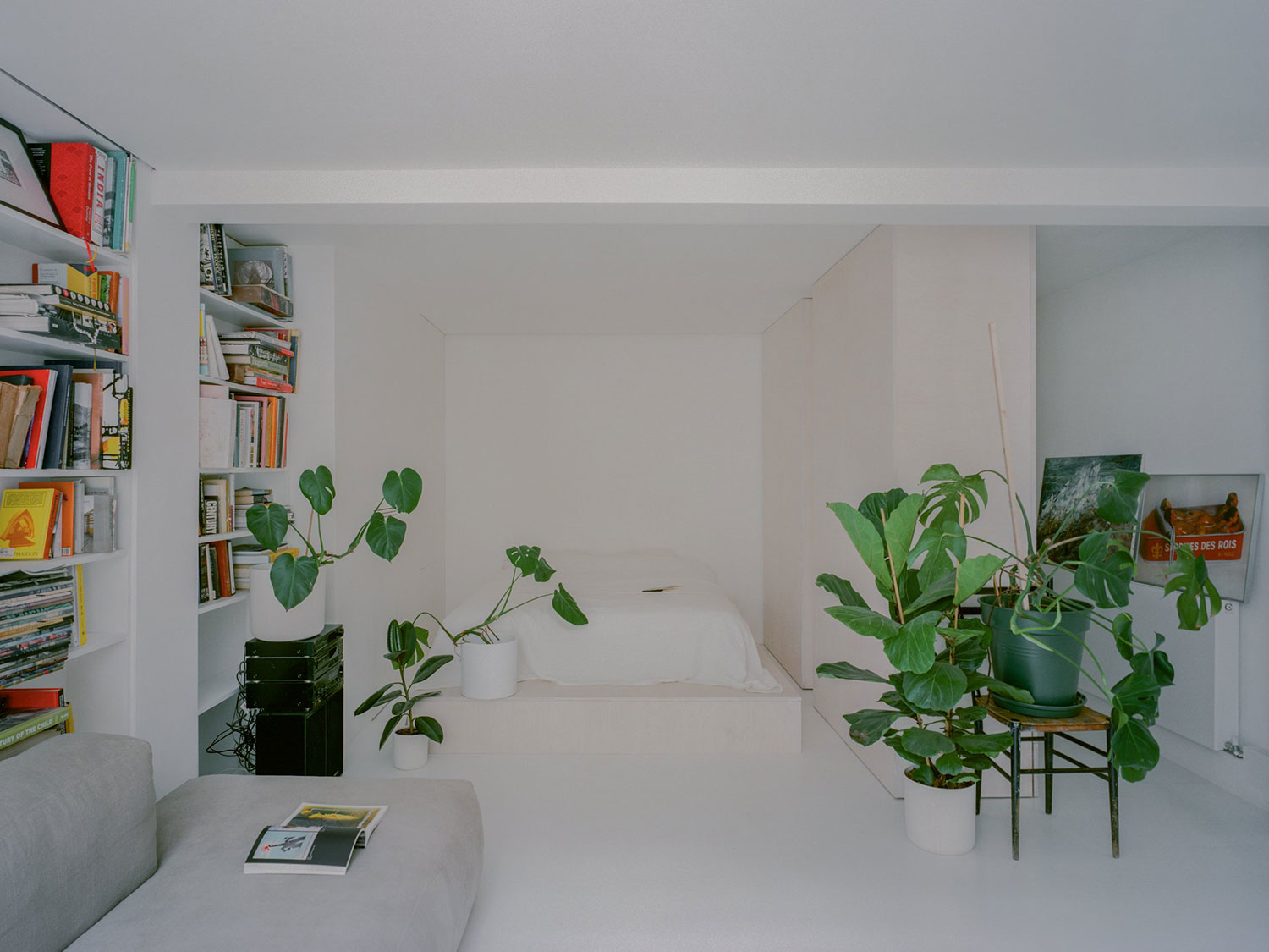 Oasis House, London, UK / Unknown Works