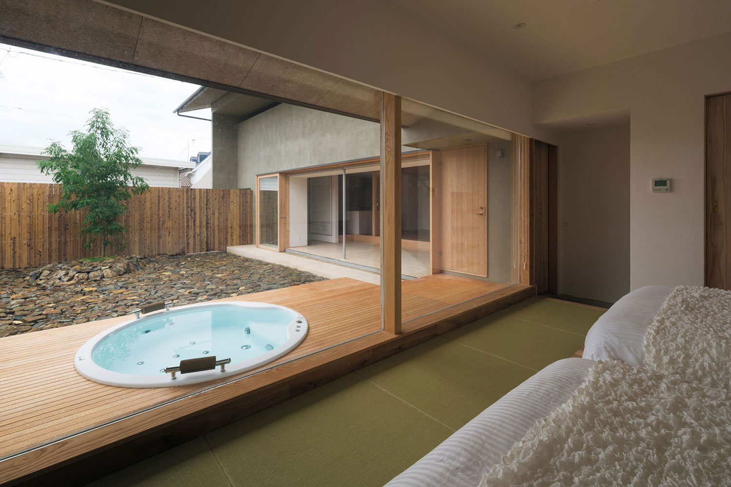 Setouchi Hidden Retreat Resort AMERI, Onomichi, JP / Tetra Works