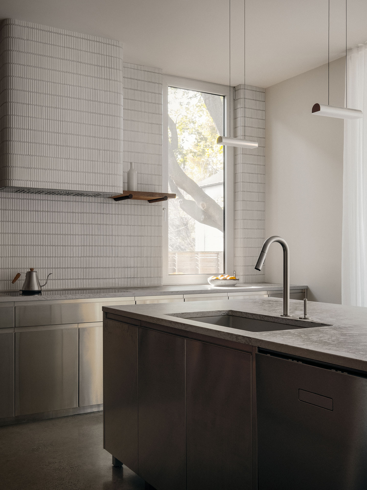 The L’Écrin Residence, Montréal, CA / APPAREIL Architecture