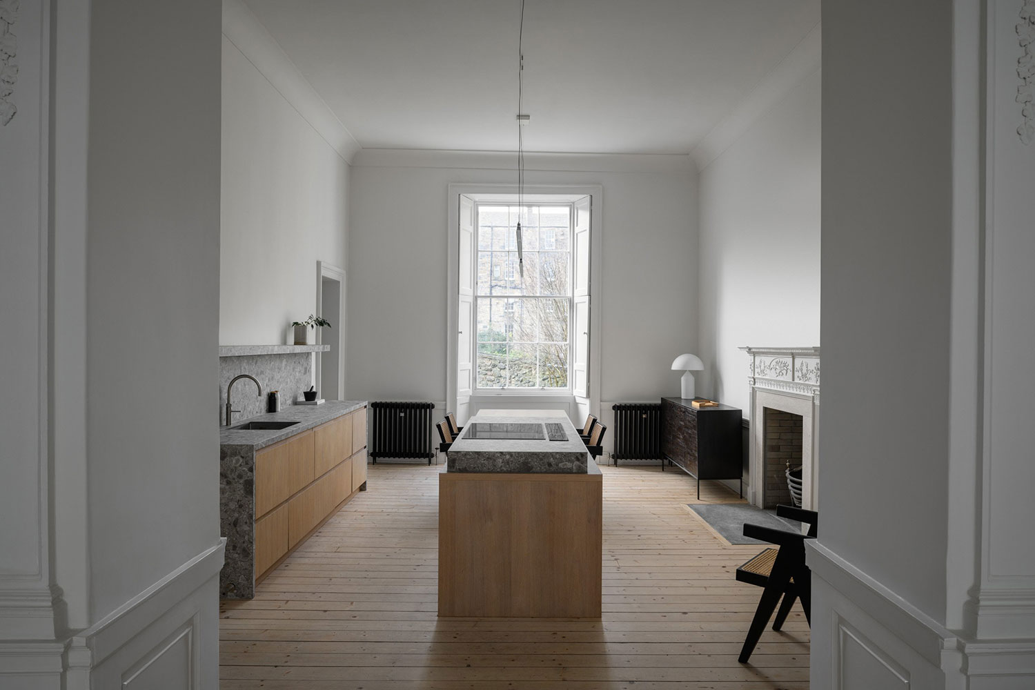 New Town Apartment, Edinburgh, UK / Luke McClelland Design