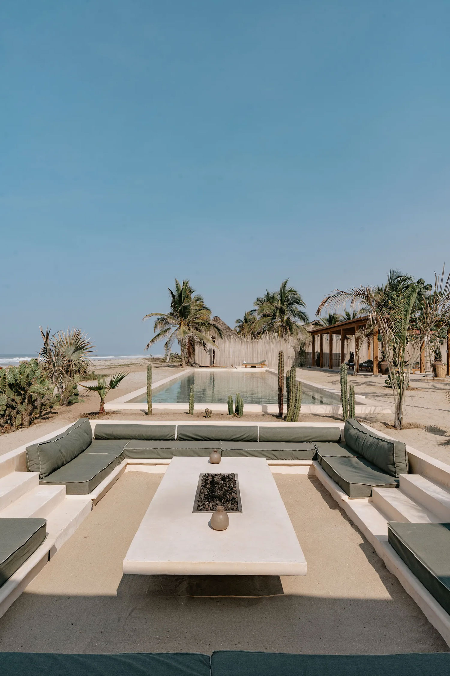 The Pros of a Destination Wedding