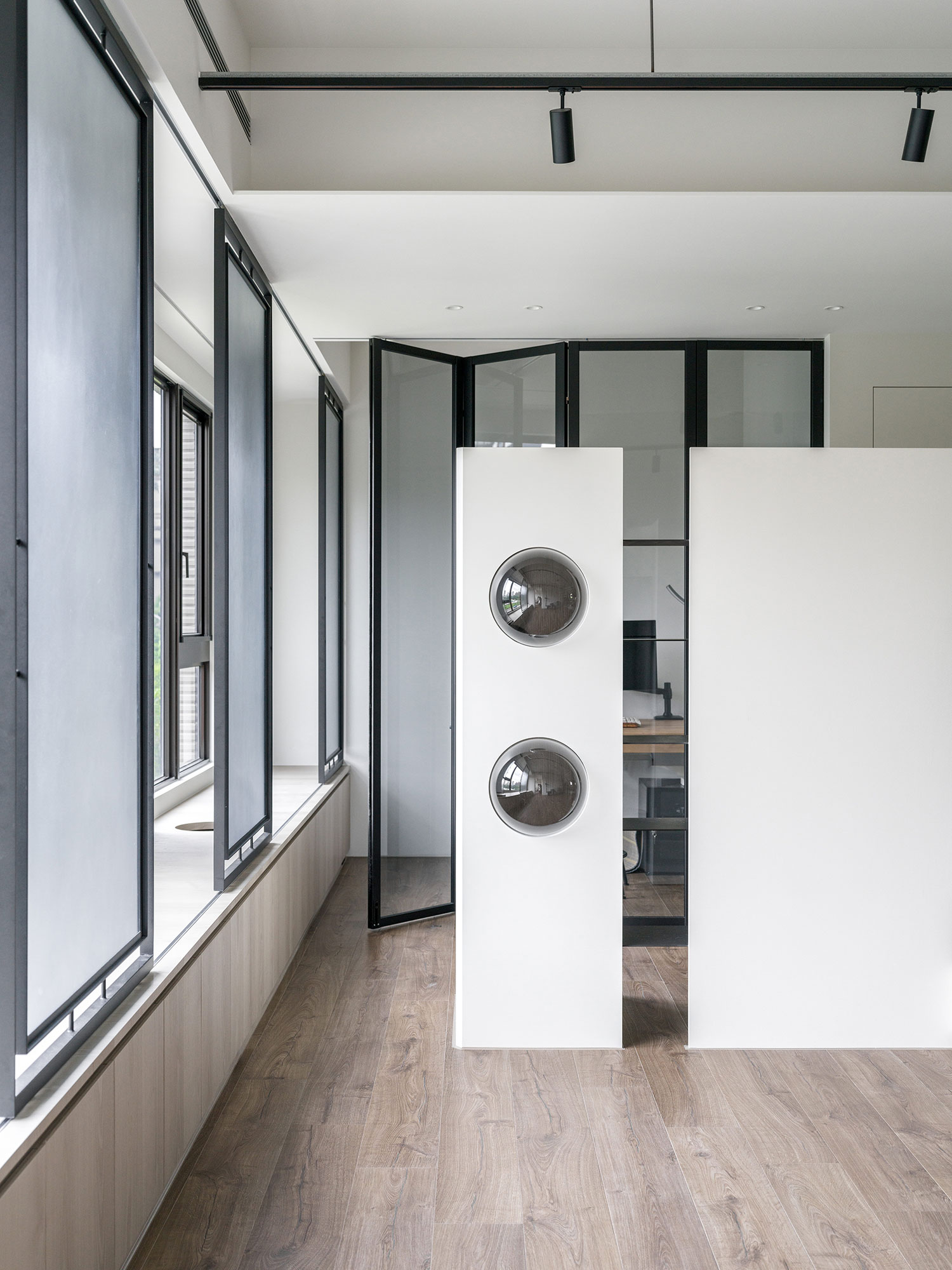 Revolutionary Pet-Friendly Home Design in New Taipei City: "Once Upon a Treetop" by AODA Design