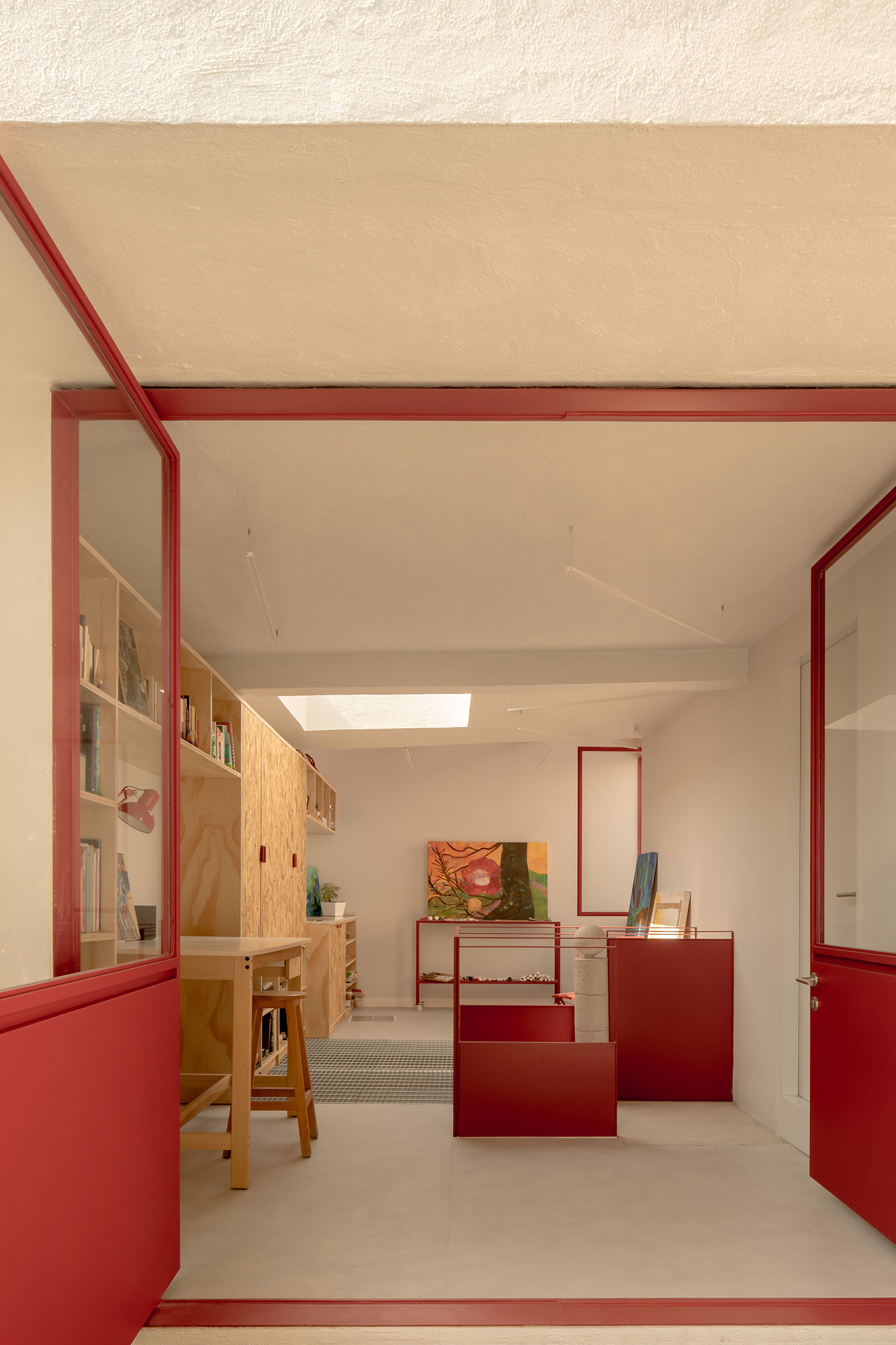 A Painter's Light: AMASA Estudio Transforms a Coyoacán Residence into a Vibrant Studio for Daniela Riquelme