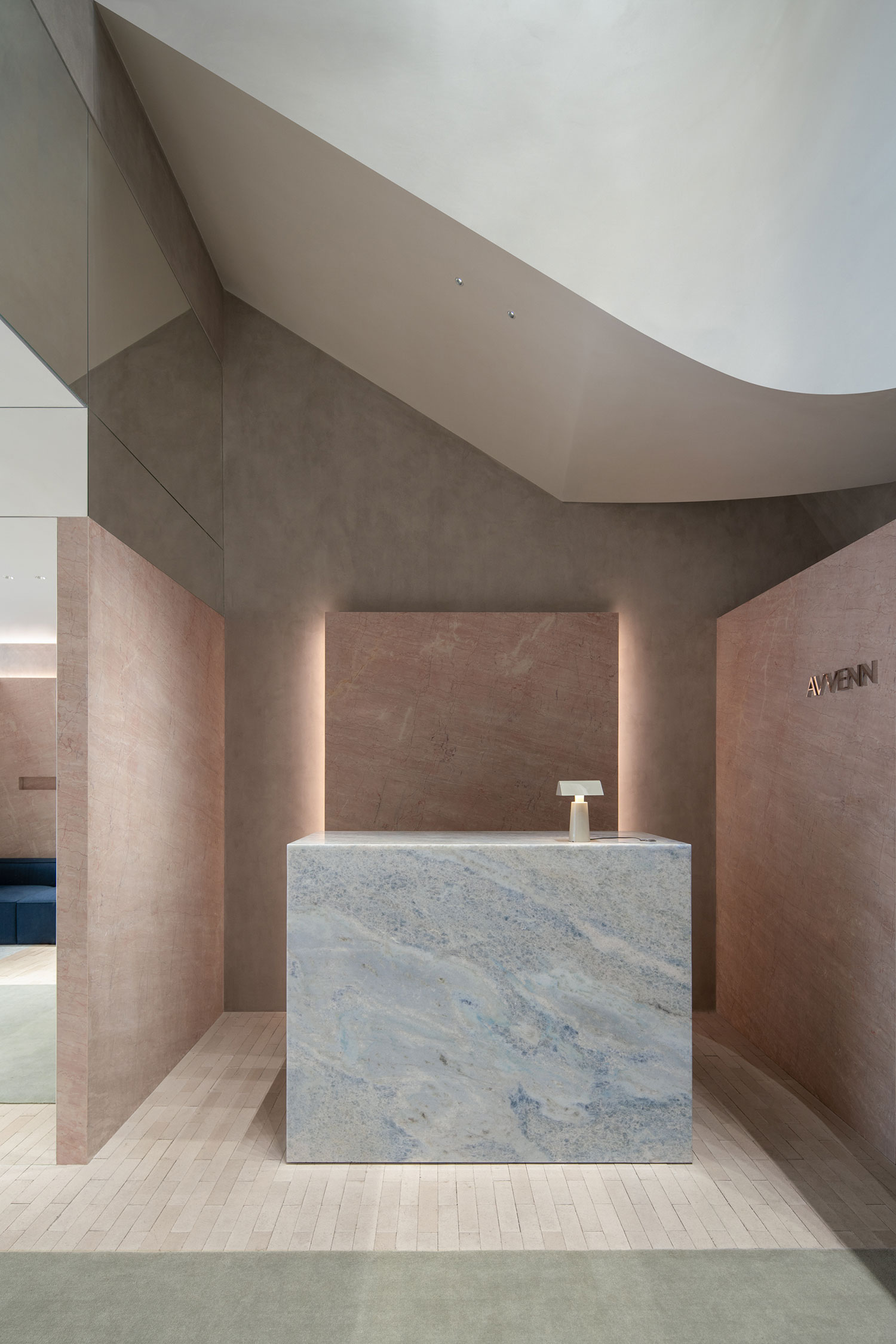 Avvenn Store, Shanghai, China / Sò Studio