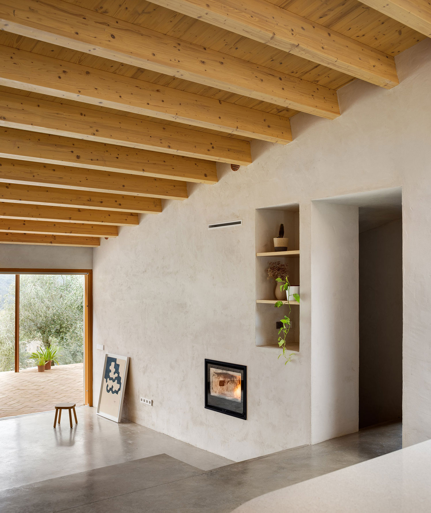 Casa Boratuna, Vall Del Llémena, Spain / Bouman