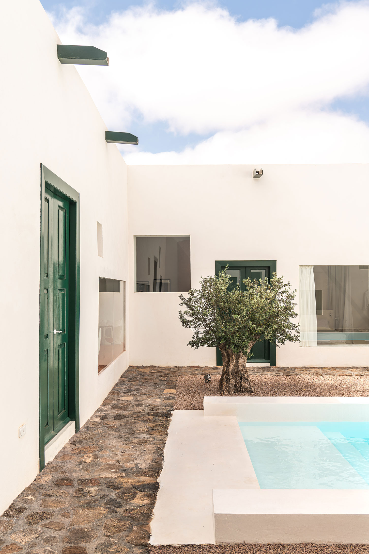 A seamless blend of history and modern design at Casa Montelongo in Fuerteventura, designed by Néstor Pérez Batista