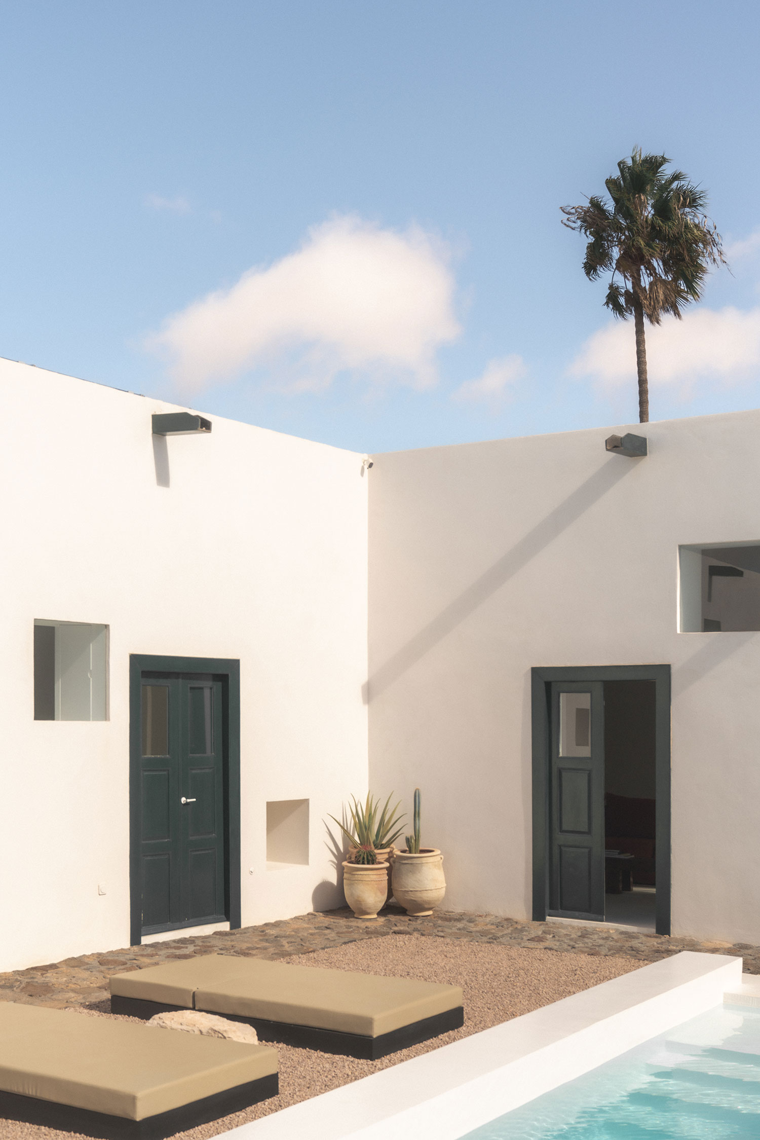 A seamless blend of history and modern design at Casa Montelongo in Fuerteventura, designed by Néstor Pérez Batista