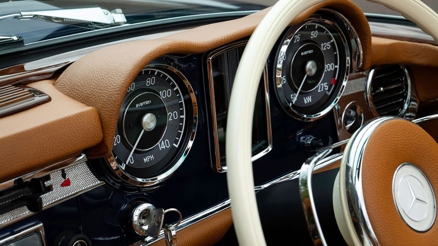 Everrati Electrifies the Iconic Mercedes-Benz 280SL Pagoda