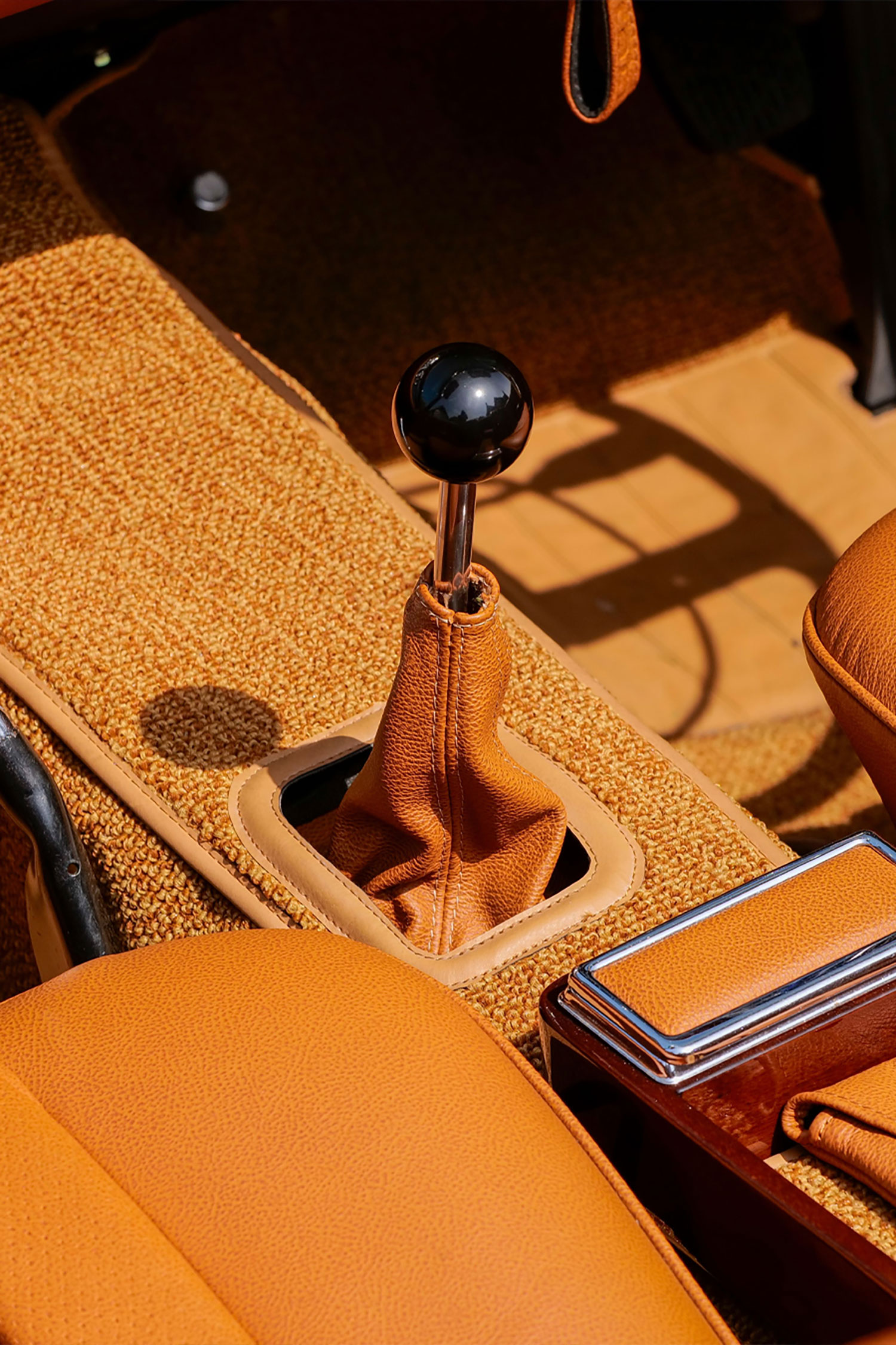 Everrati Electrifies the Iconic Mercedes-Benz 280SL Pagoda