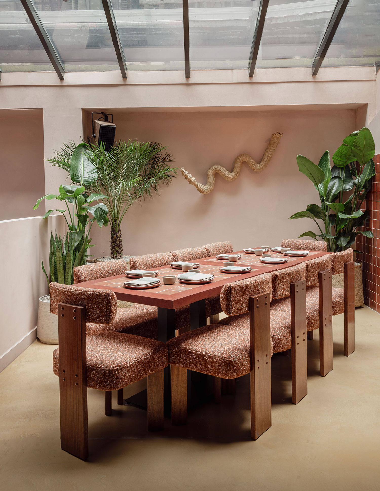 A-nrd brings the warmth of Mexican Casonas to London with their stunning design for Fonda restaurant.