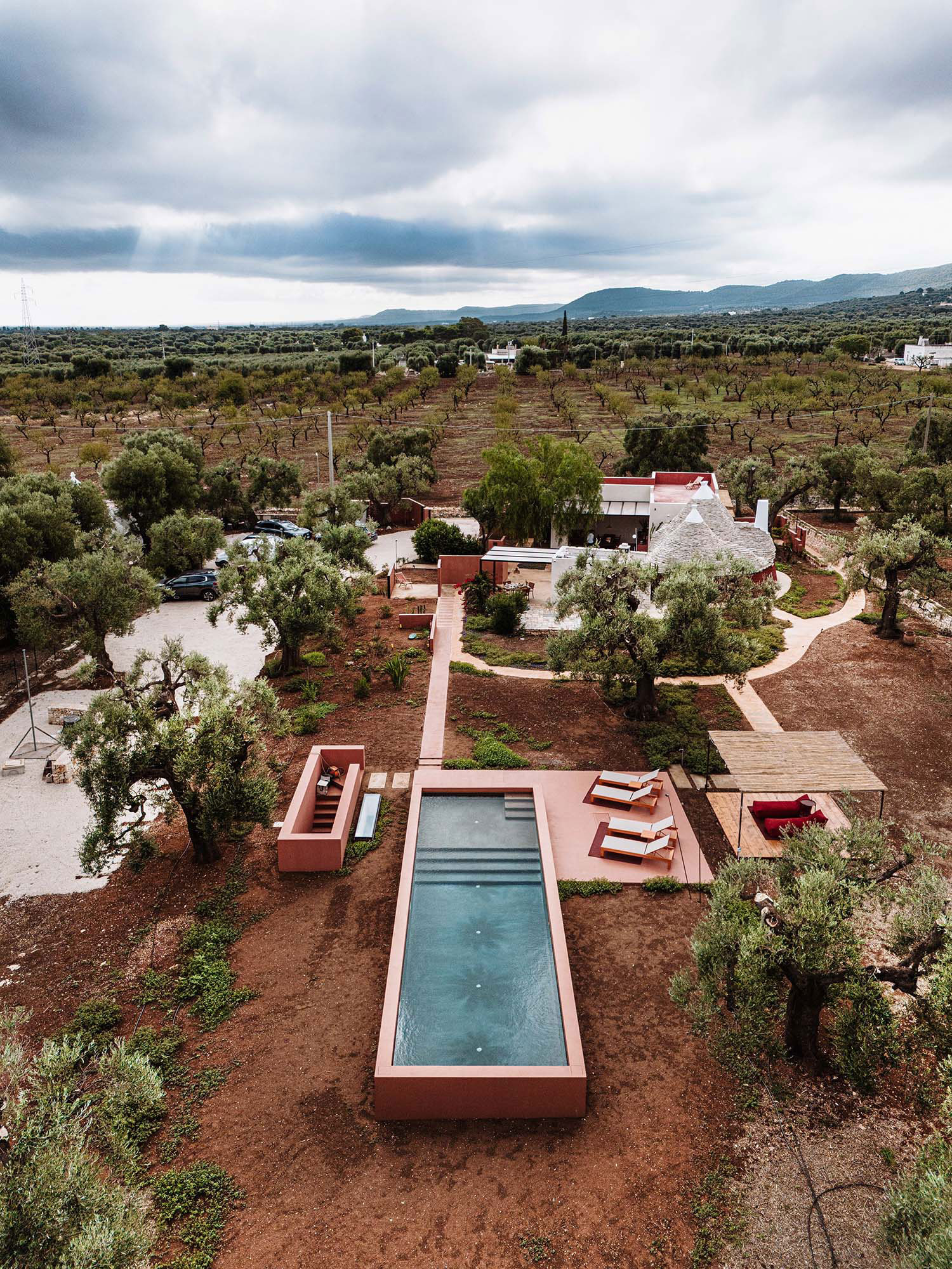 OZIO - Il trullo rosso | Silvia Indiveri e Rosalia Laghezza