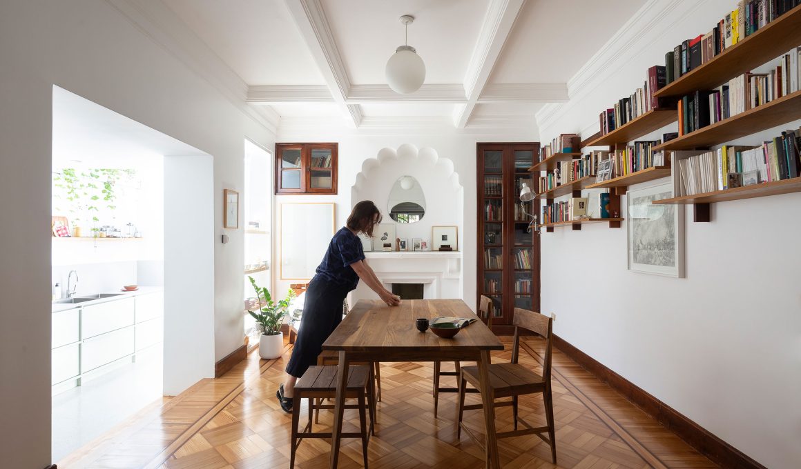 Modern meets classic in this stunning home renovation by OrdonezWenzke