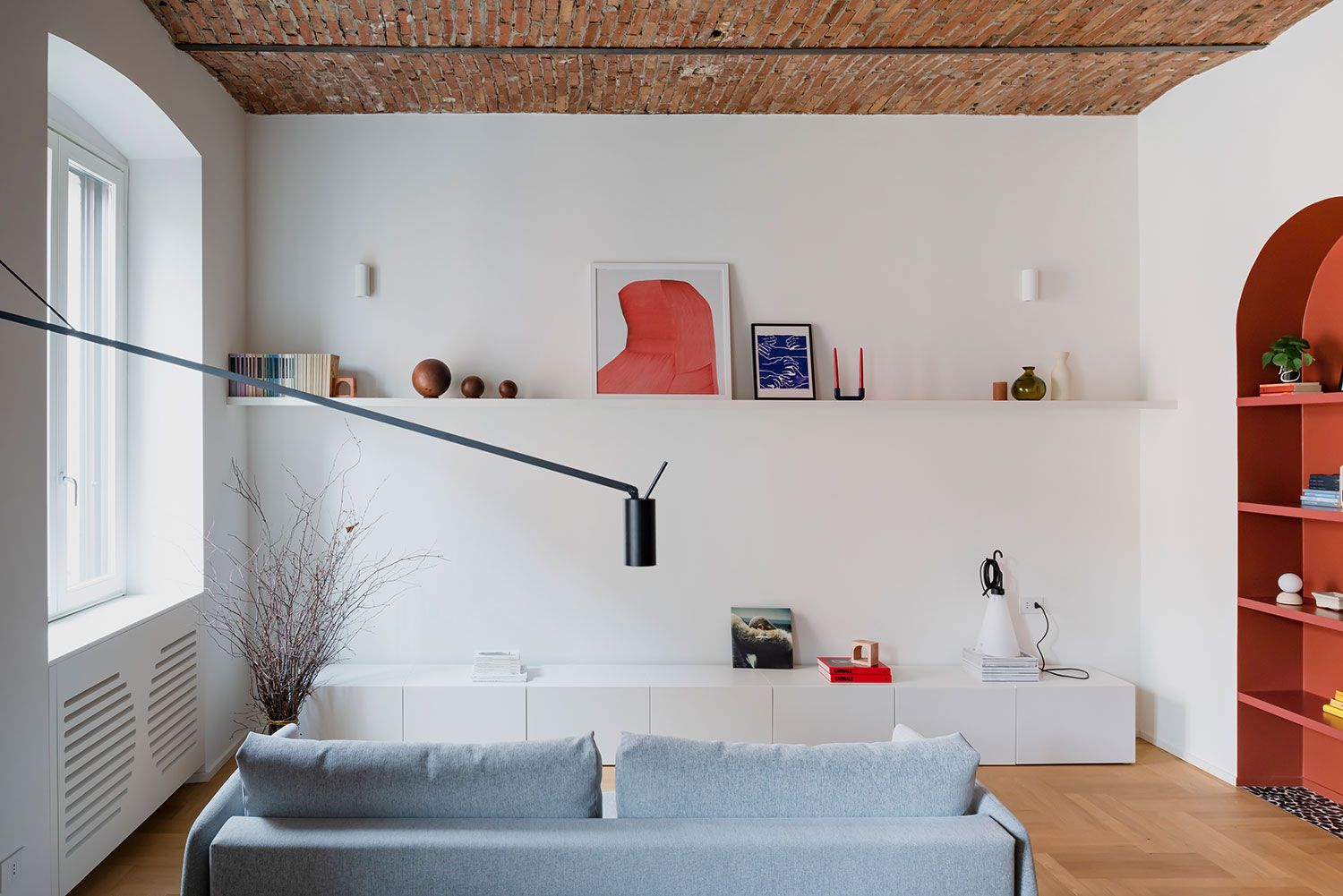 Atelier Zero Designs PERTRE Apartment: Clever Use of 55 sqm in Milan 