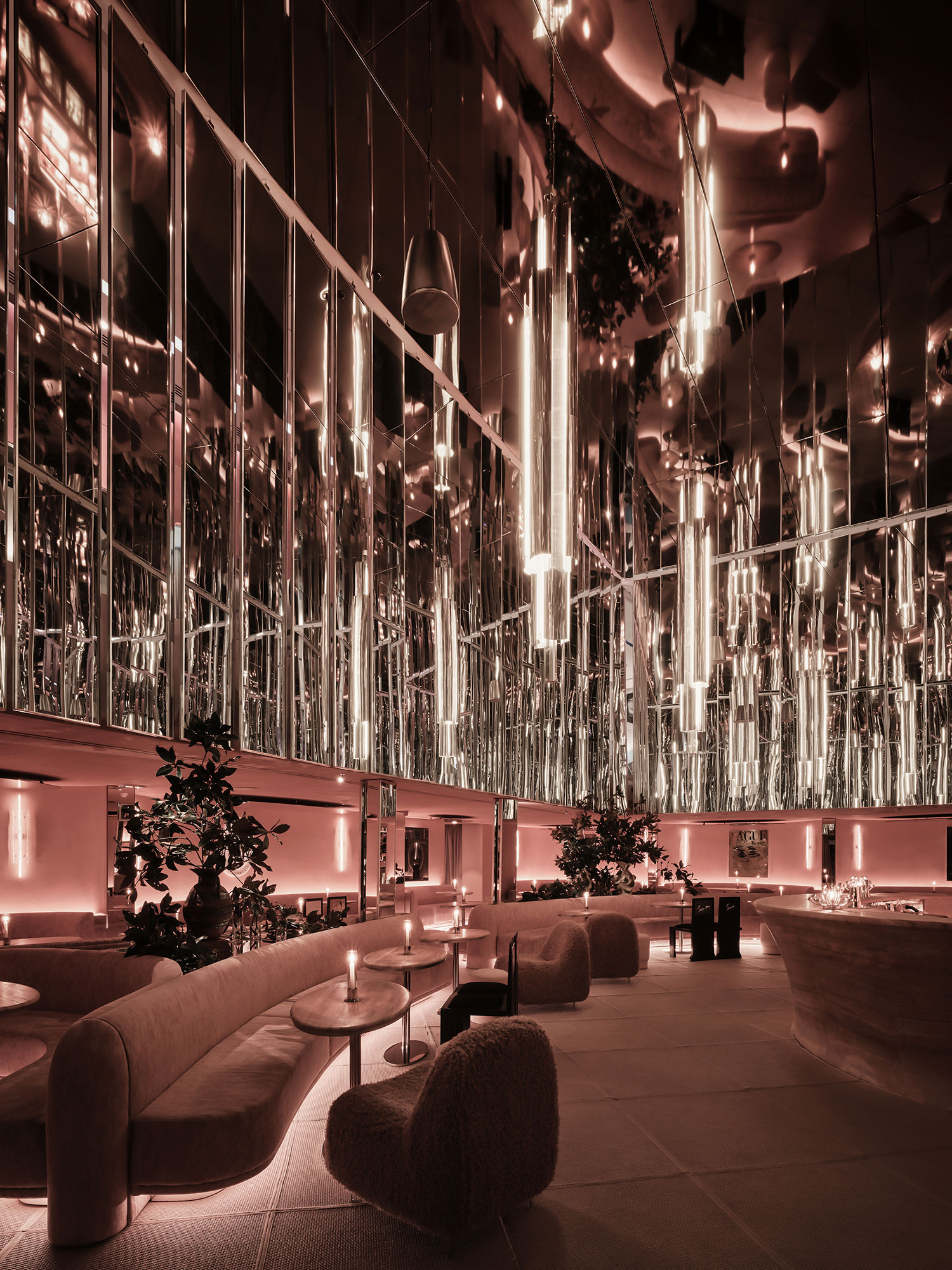 Koumkan: A Modern Athenian Oasis of Culinary Indulgence