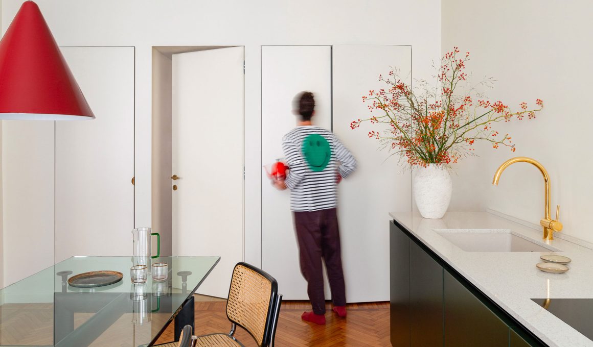 KICK.OFFICE's CASA GS: Green Marble, Glass Block, and Vintage Charm