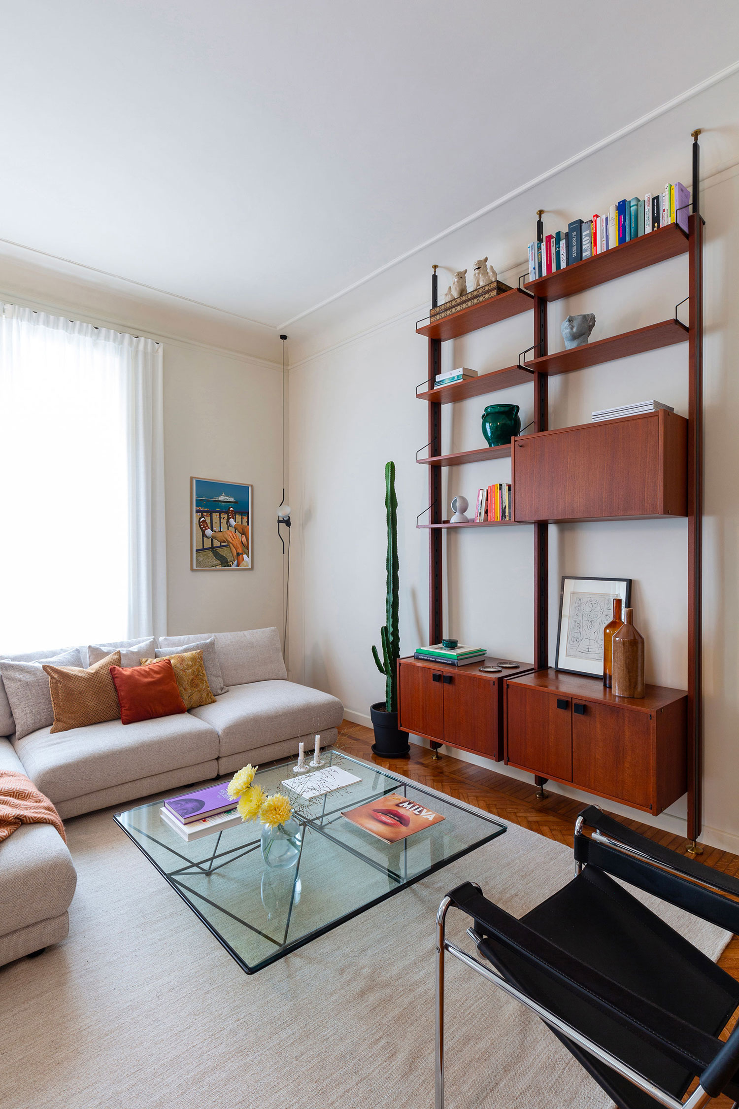 KICK.OFFICE's CASA GS: Green Marble, Glass Block, and Vintage Charm