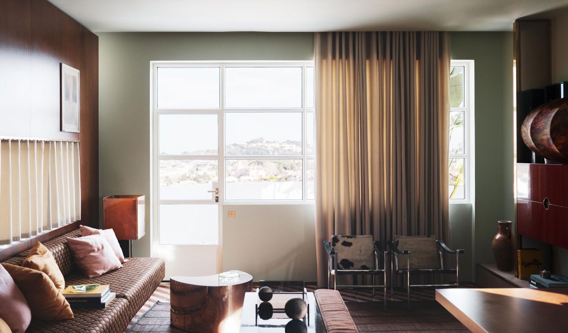 Anchored in Time: DIMORESTUDIO's Etage 5, A Nautical Reverie in Saint-Tropez