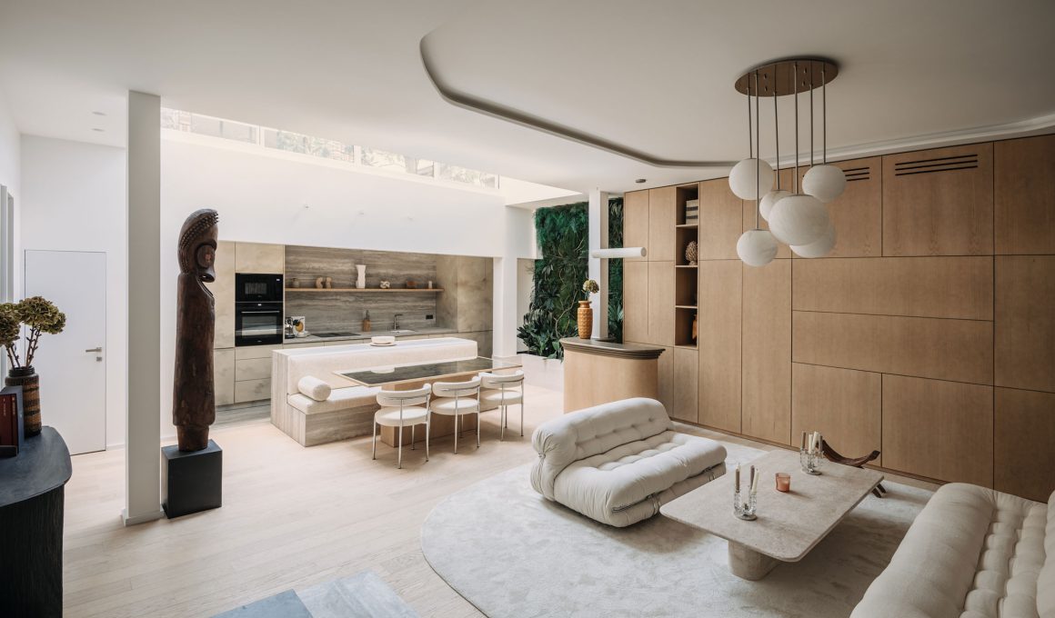 Mersi Architects Reimagine a Sculptor's Atelier in Paris