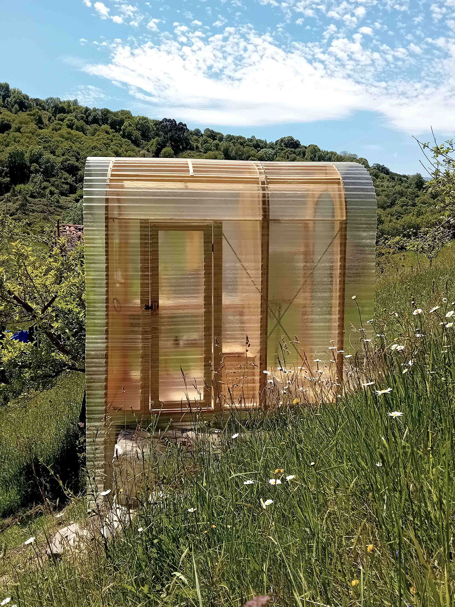 Nature's Restroom: Nico Goebel's Transparent Toilet in Spain