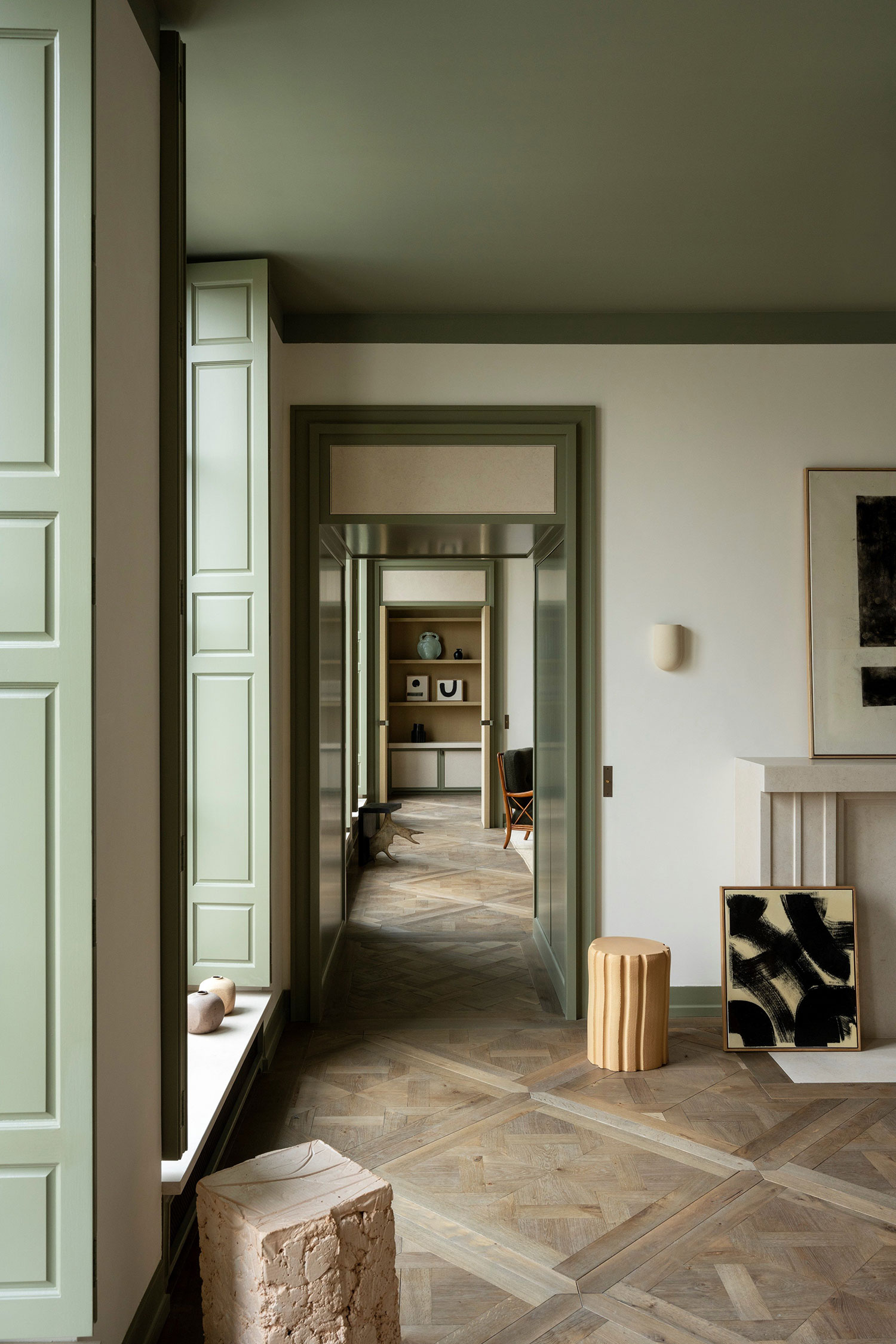 After Bach's Parisian Rhapsody: A Place Dauphine Apartment Reborn