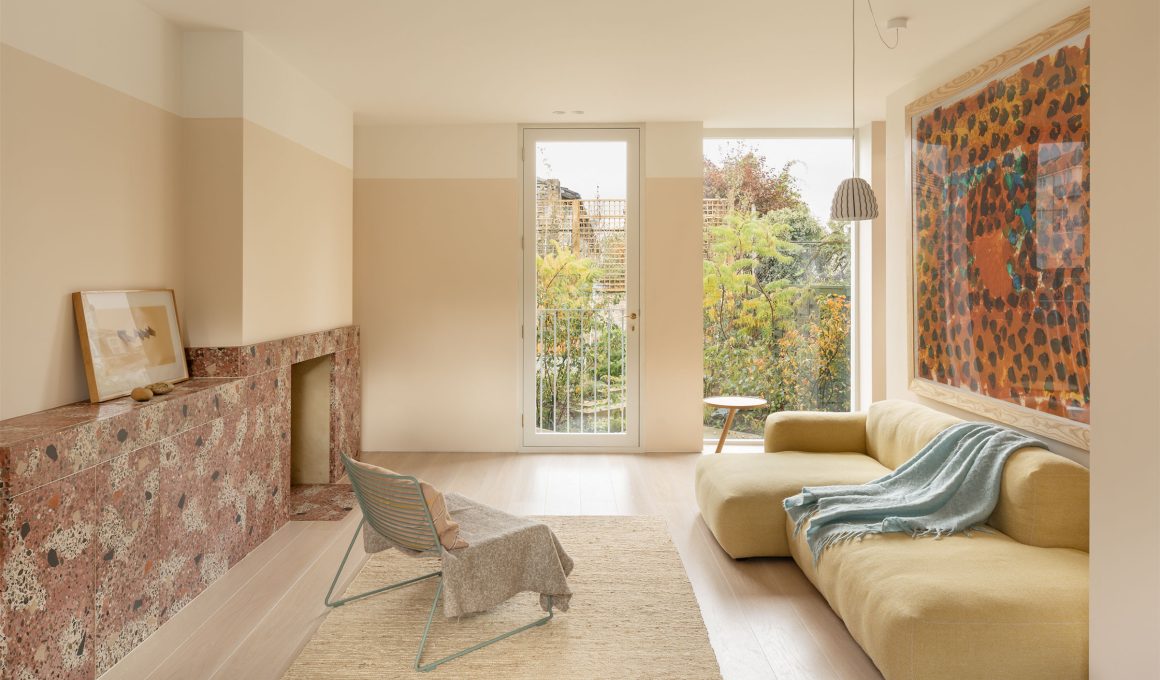 O'Sullivan Skoufoglou's RAW House: A Canvas for Life and Art