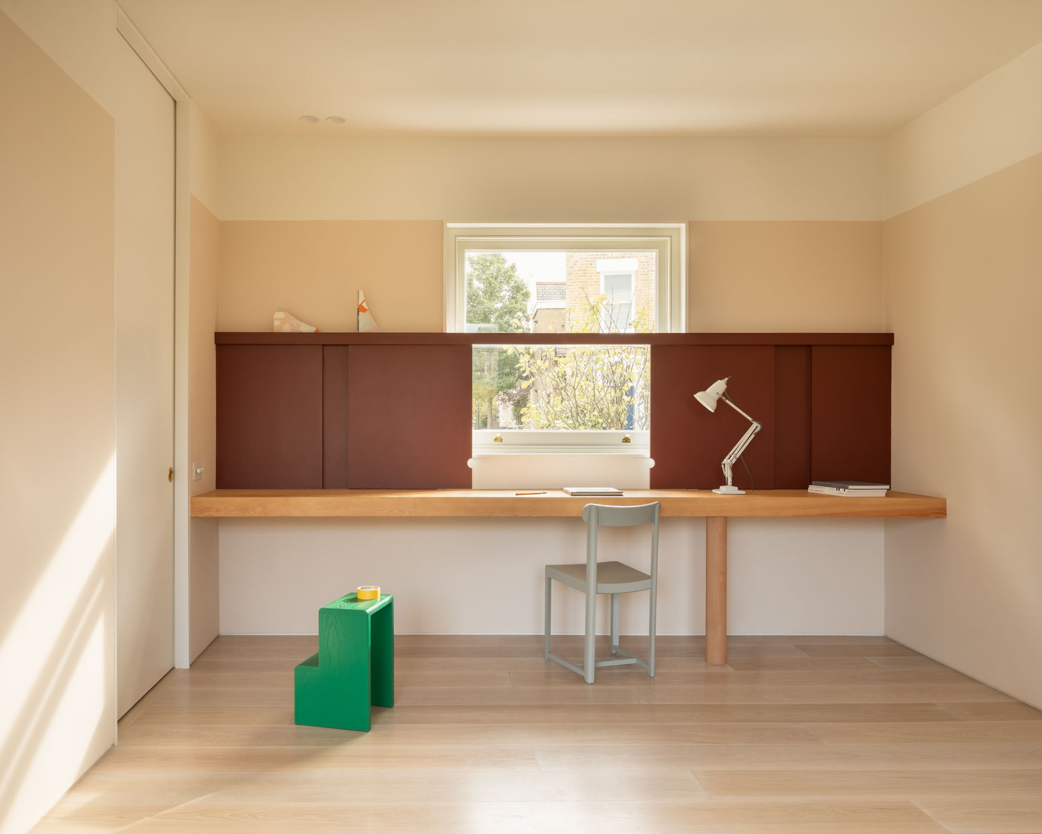 O'Sullivan Skoufoglou's RAW House: A Canvas for Life and Art