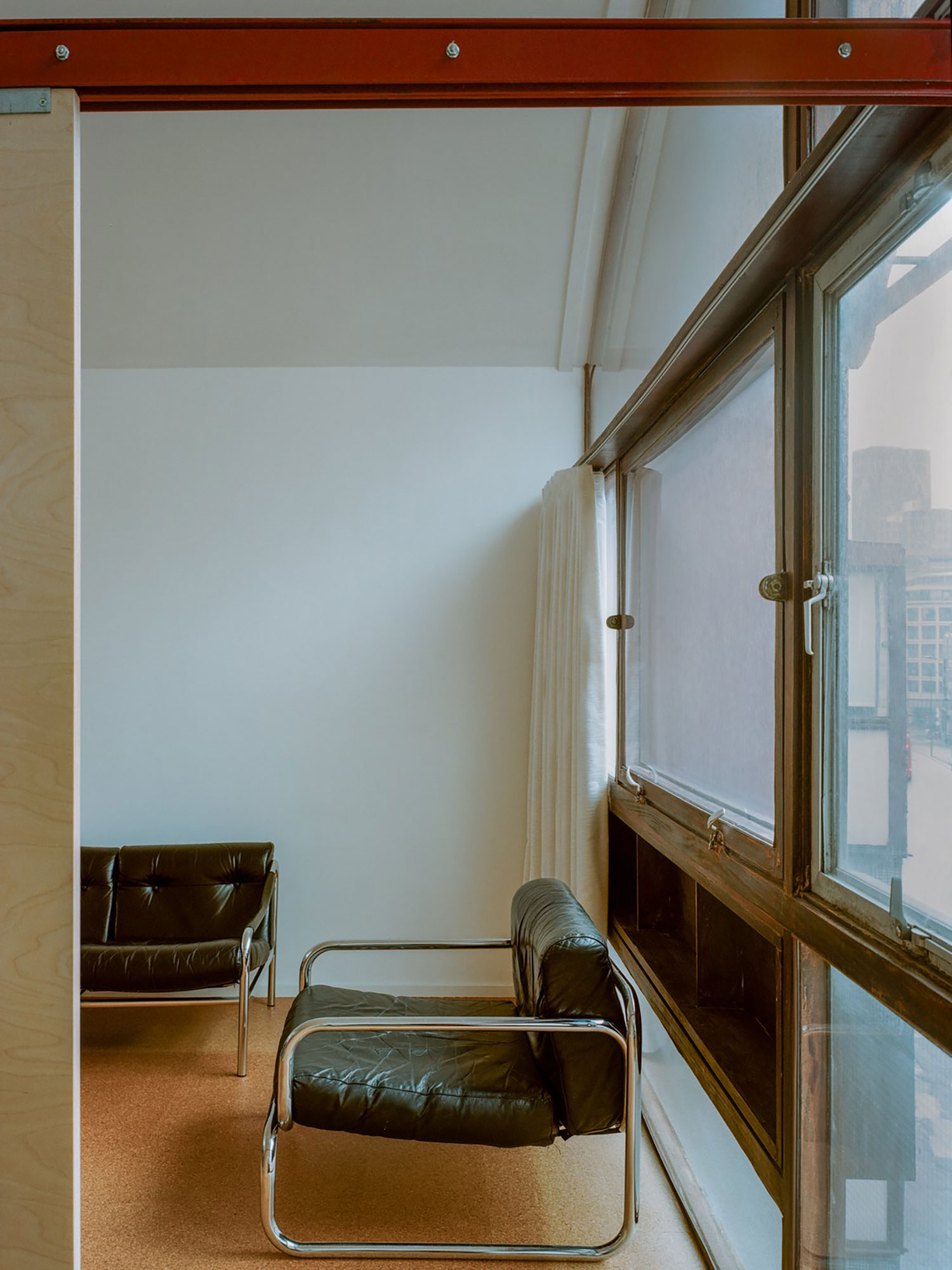 TYPE Architects' Sensitive Retrofit: Reimagining a Listed Studio in London's Crescent House