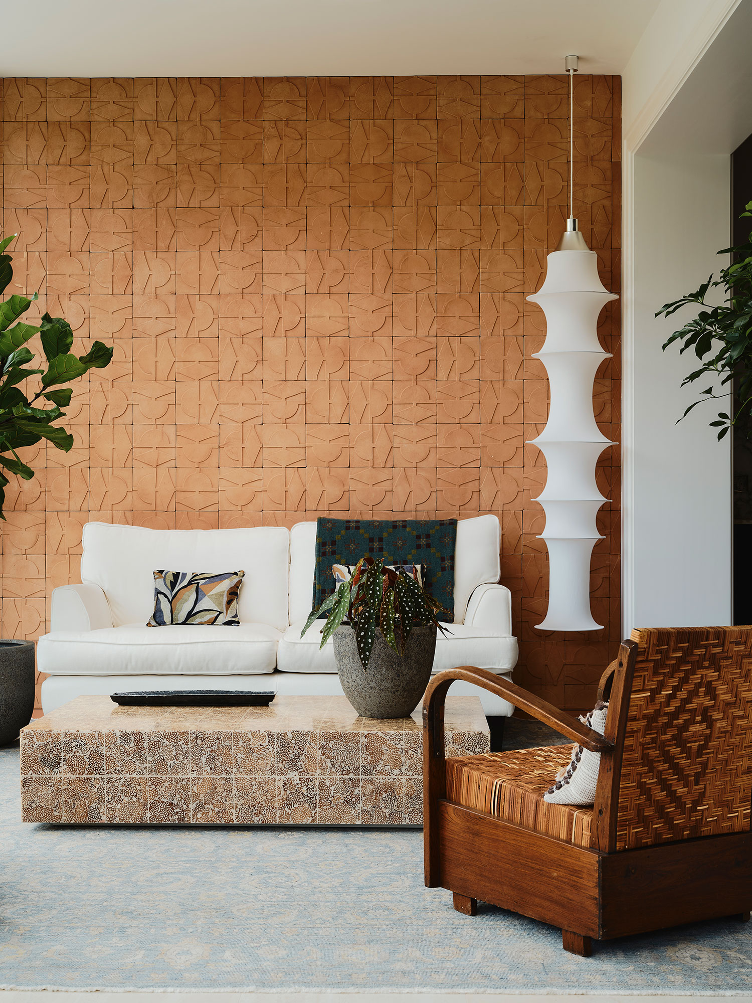 Breathing New Life into West London: A Harmonious Renovation by OWN LONDON