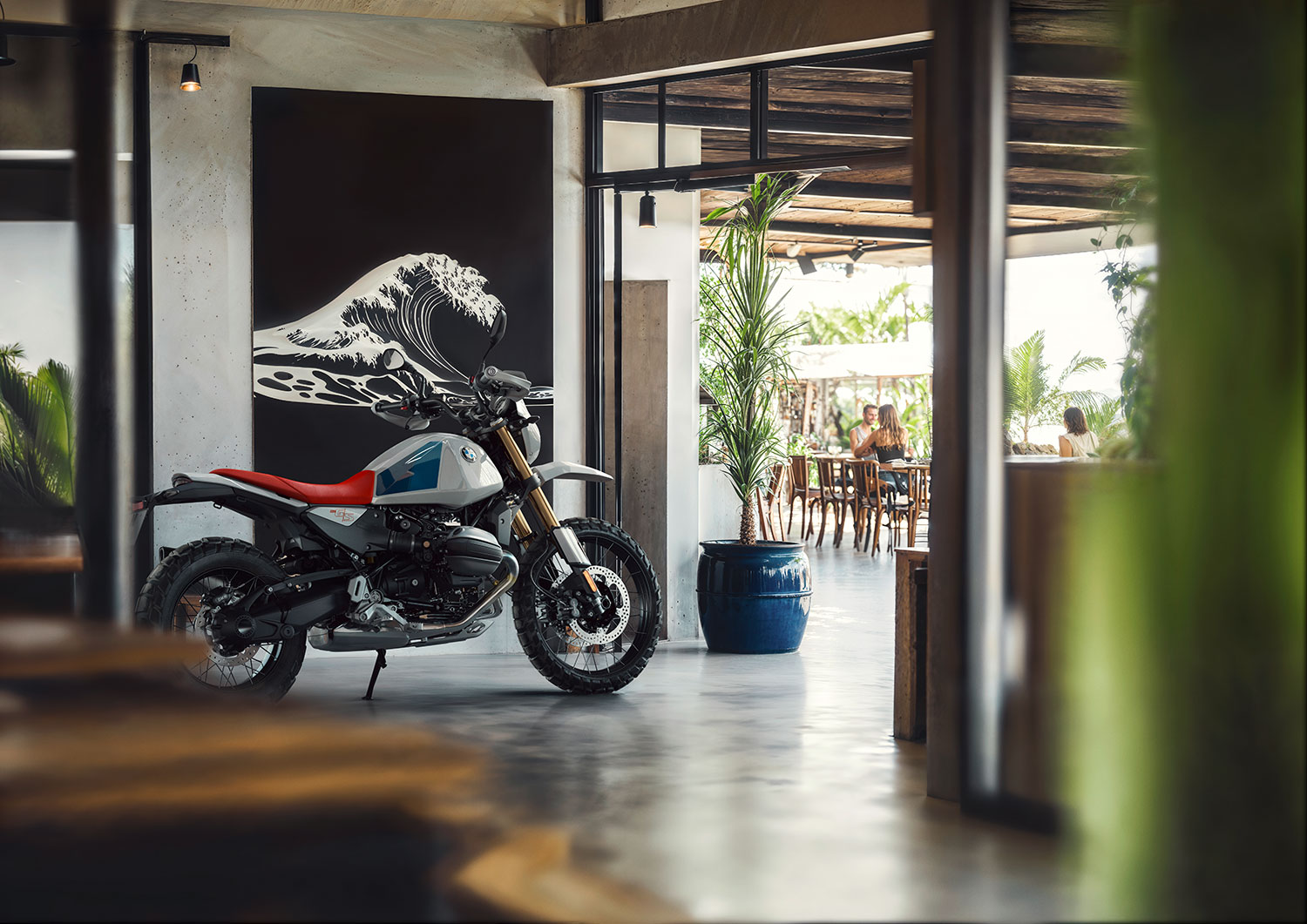 BMW R 12 G/S: Classic Enduro Revival | R 80 G/S Tribute & Specs