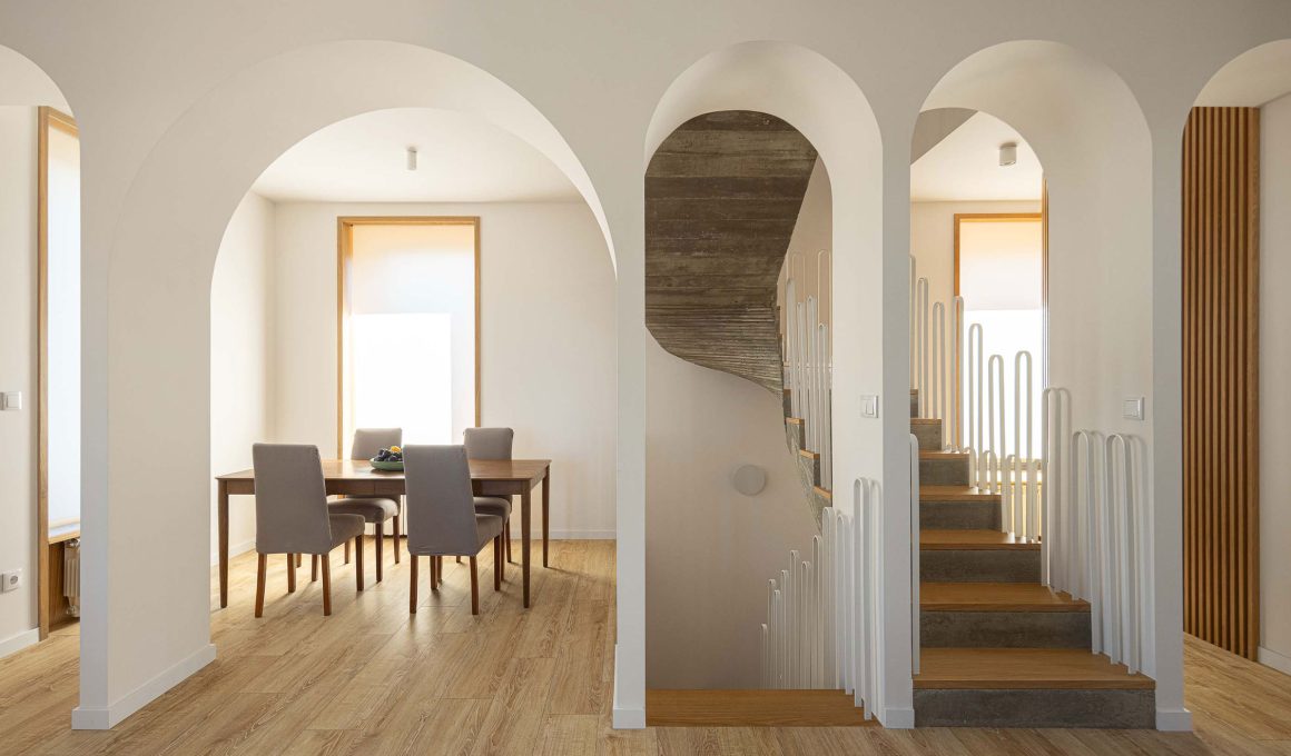 Casa Arco: Art Nouveau Revival in Paredes de Coura | Tiago Castro Sousa