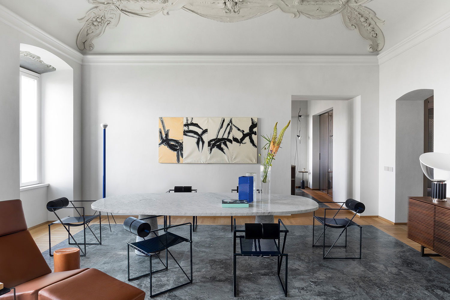 D128: Historic Bergamo Alta Residence Revived by Officina Magisafi 