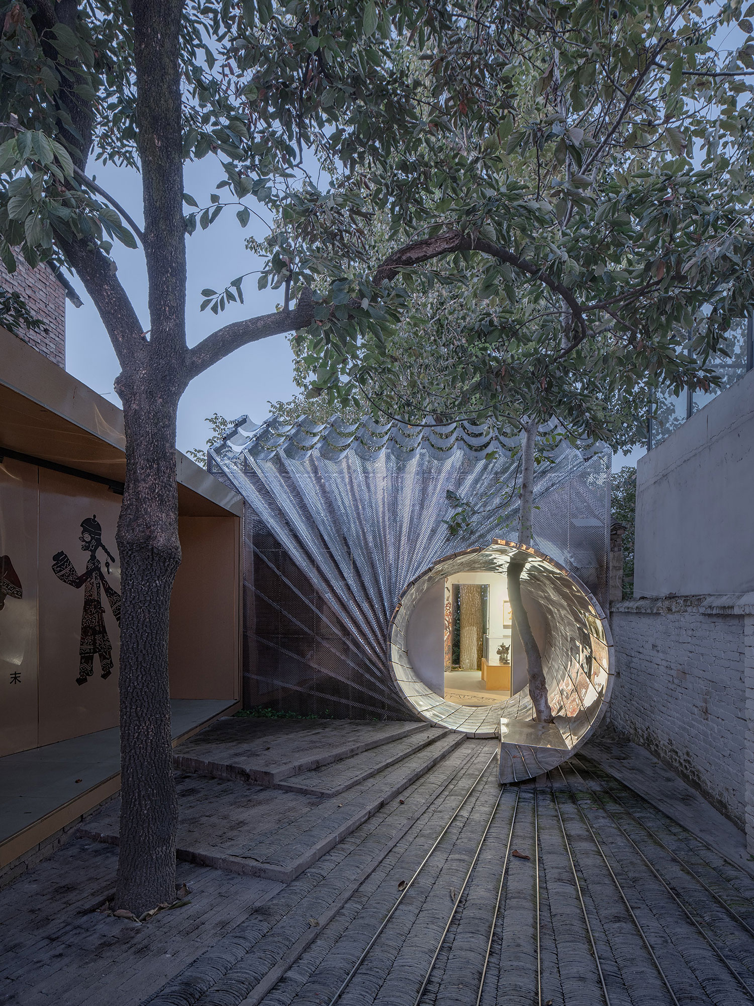 Daipu Architects' Streaming Light: Metal Mesh and Rural Revival in Xi'an