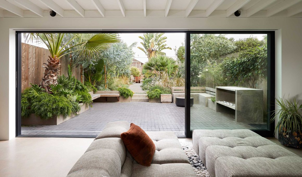 Great Highway Surfhouse in San Francisco, United States / Red Dot Studio | image couretsy of Margaret Austin