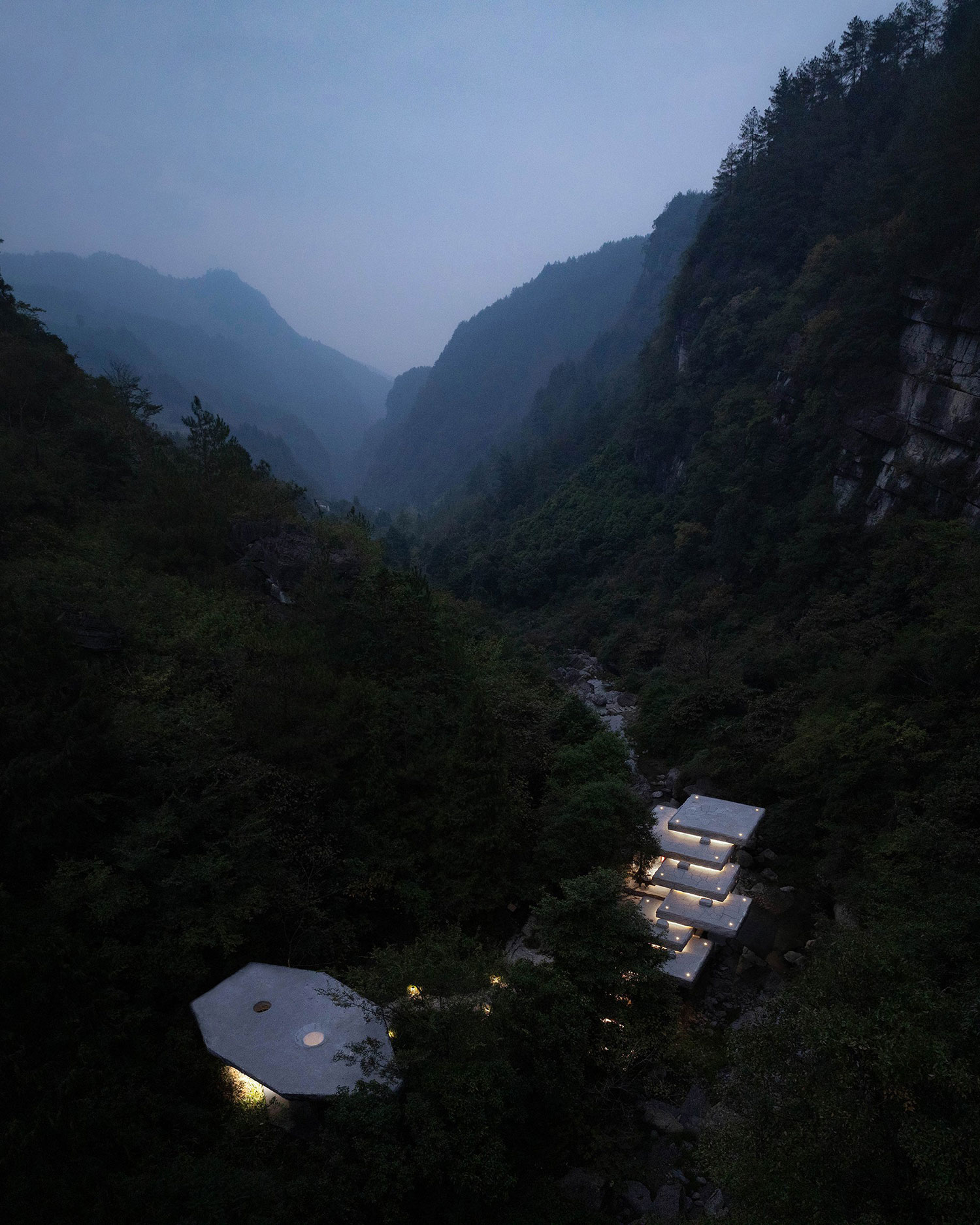 Drifting Stones Hut: DoDesign's Chongqing Architecture & Nature