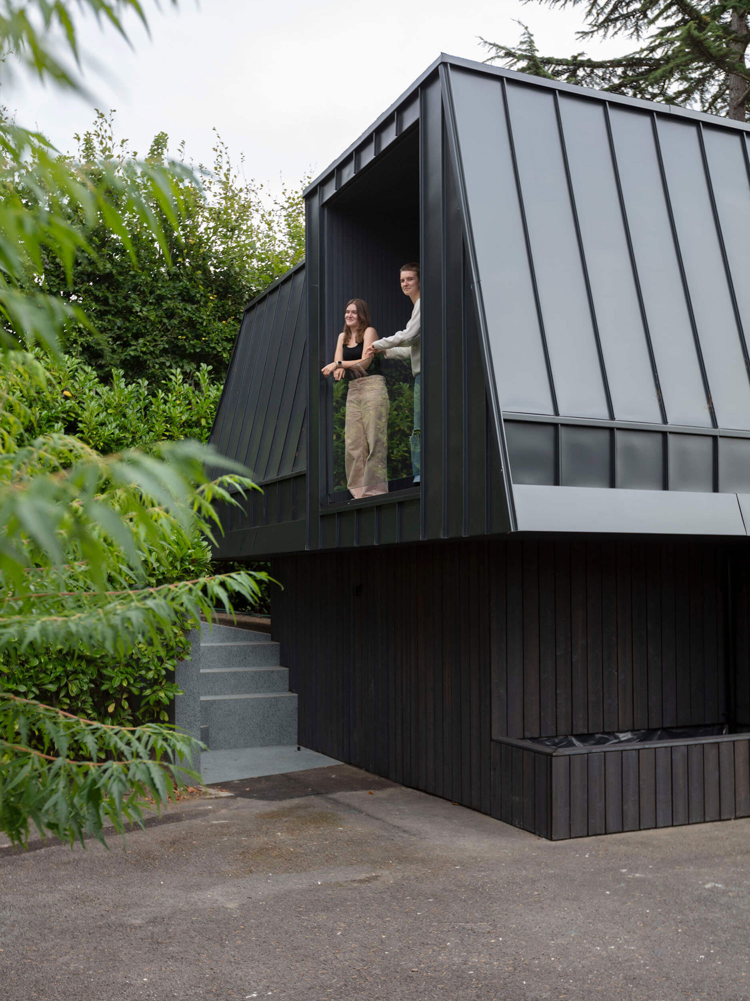 CASA BASSA: AI-Inspired Hybrid Home by Francesco Pierazzi Architects