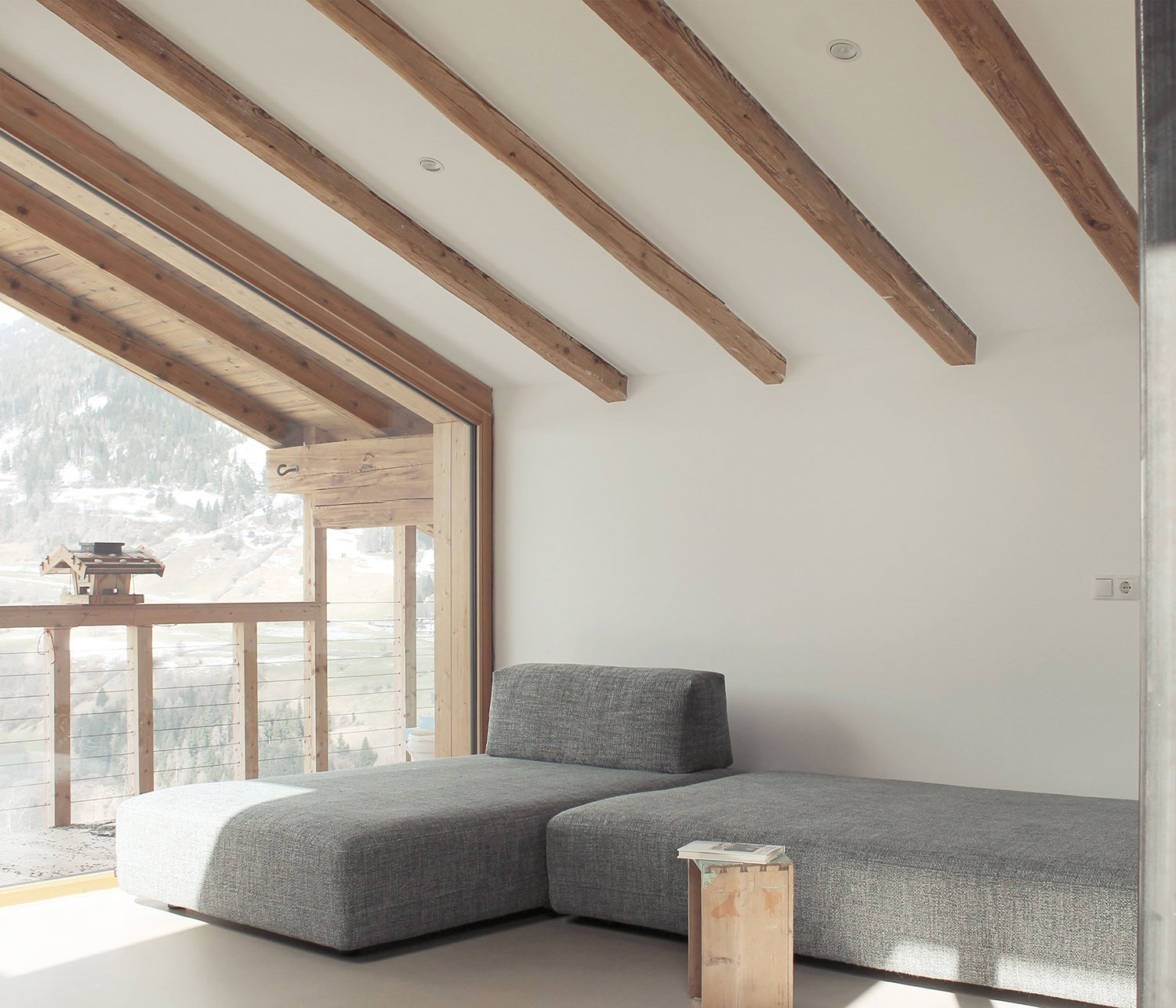 Alpine Farmhouse Renovation: Haus Fur Lisa und Bert, Vipiteno | Alpina Architects