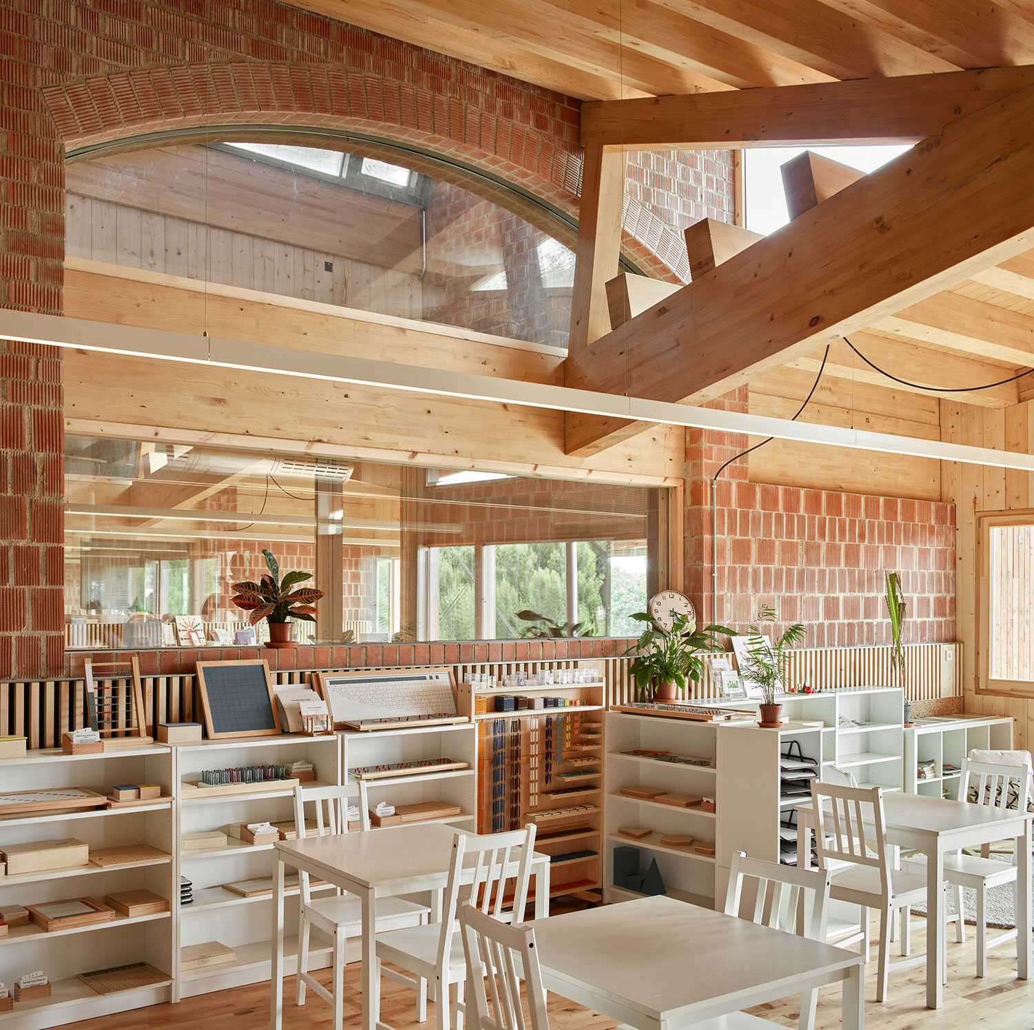 Imagine Montessori School: Nature-Inspired Architecture in Valencia