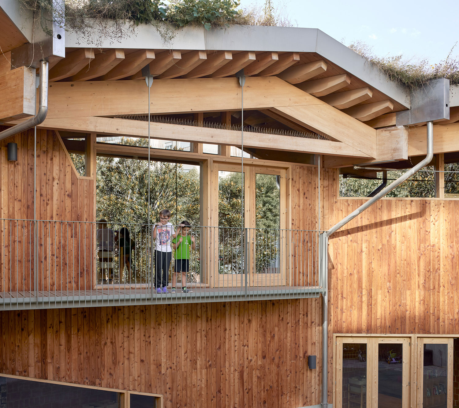 Imagine Montessori School: Nature-Inspired Architecture in Valencia