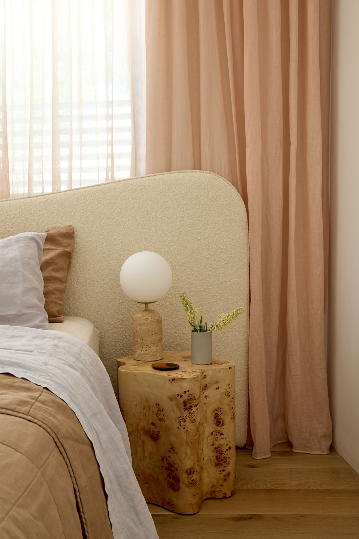 Aalto Residence: Luxury Sustainable Home by Mac Design Studio